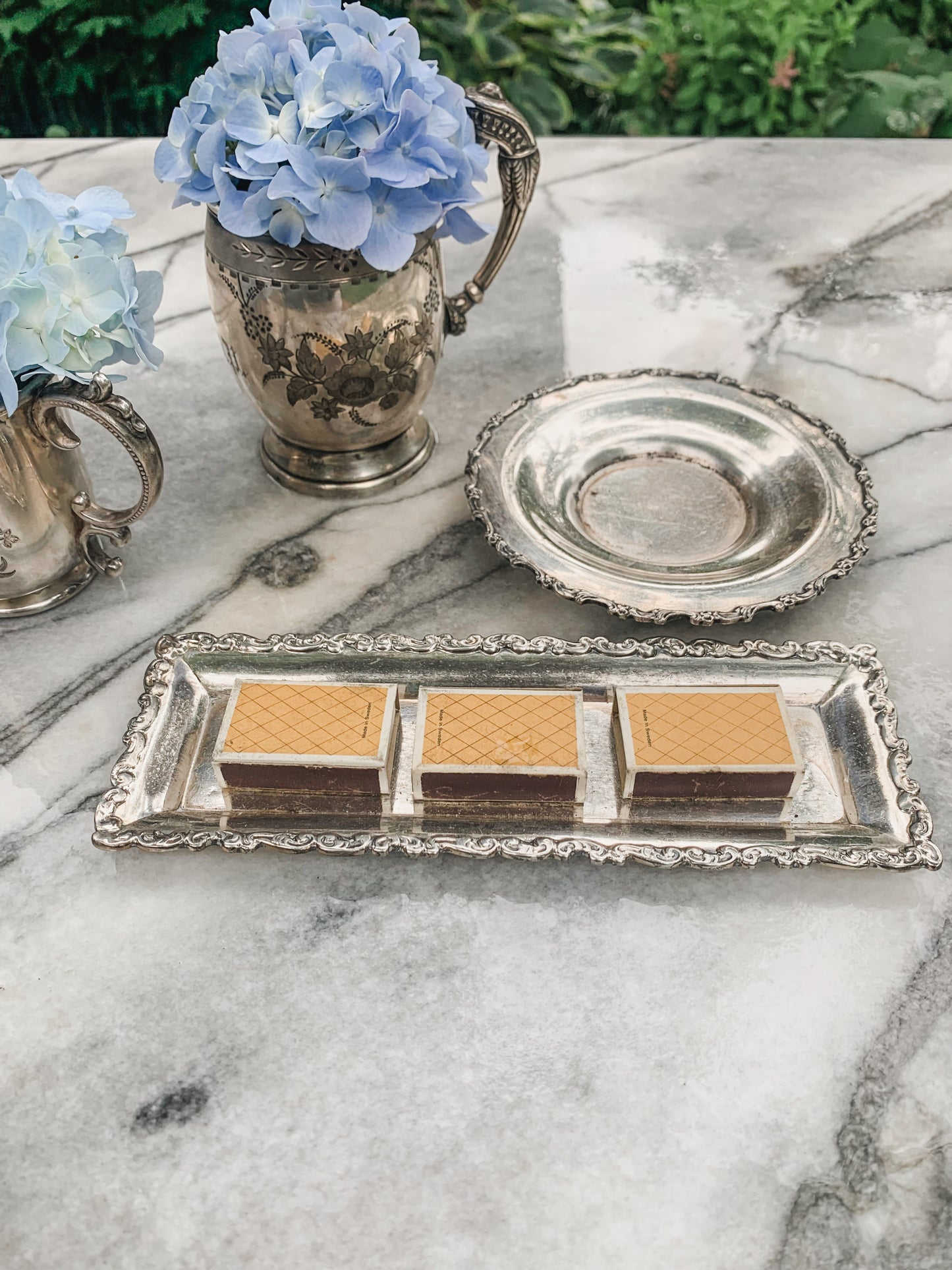 Long Tray and Round Tray