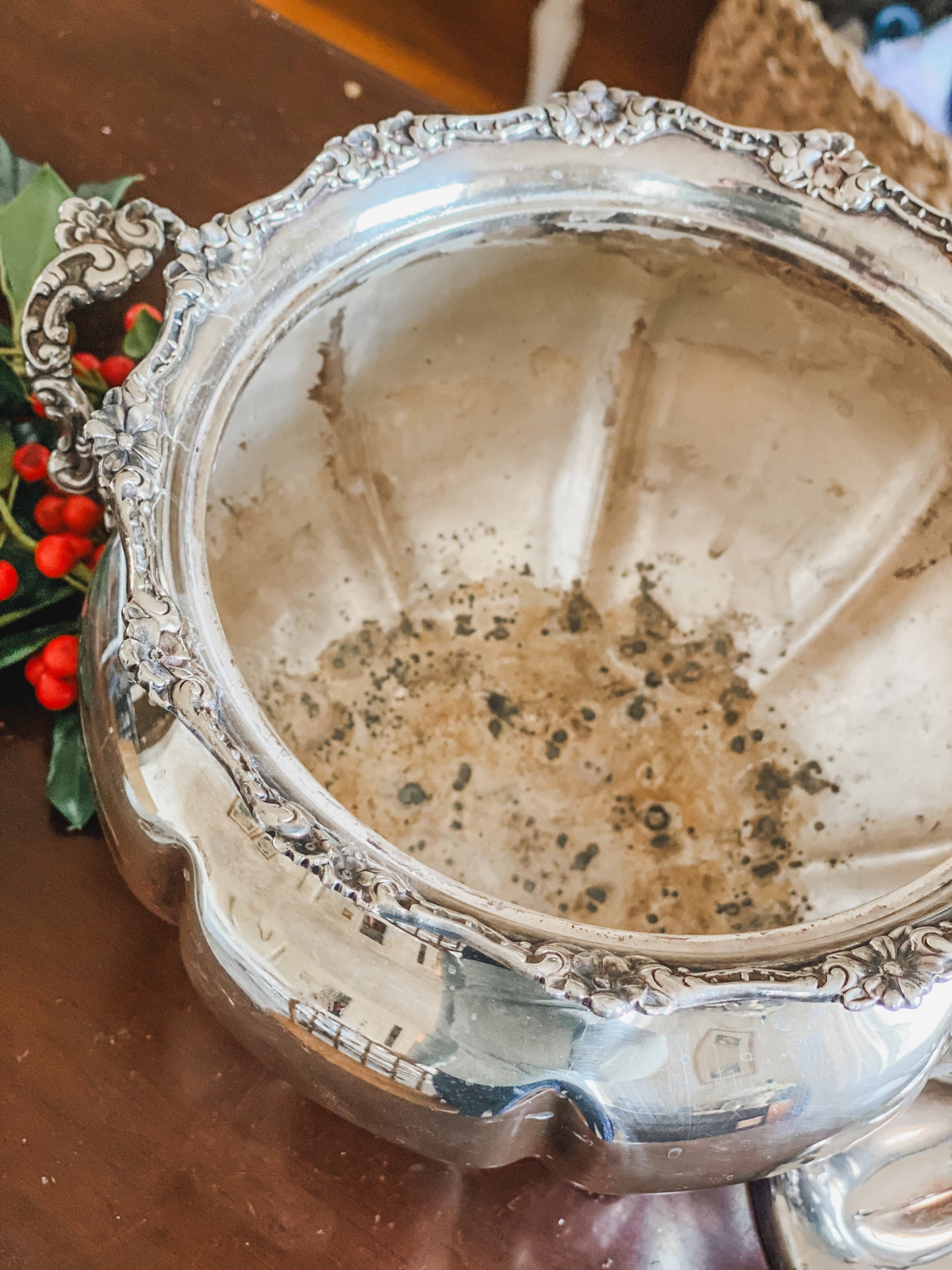 Antique Covered Dish: My perfect Miniature Christmas Tree Holder