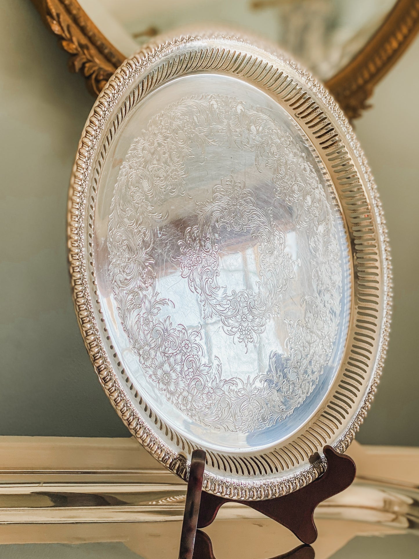Round Reticulated Tray
