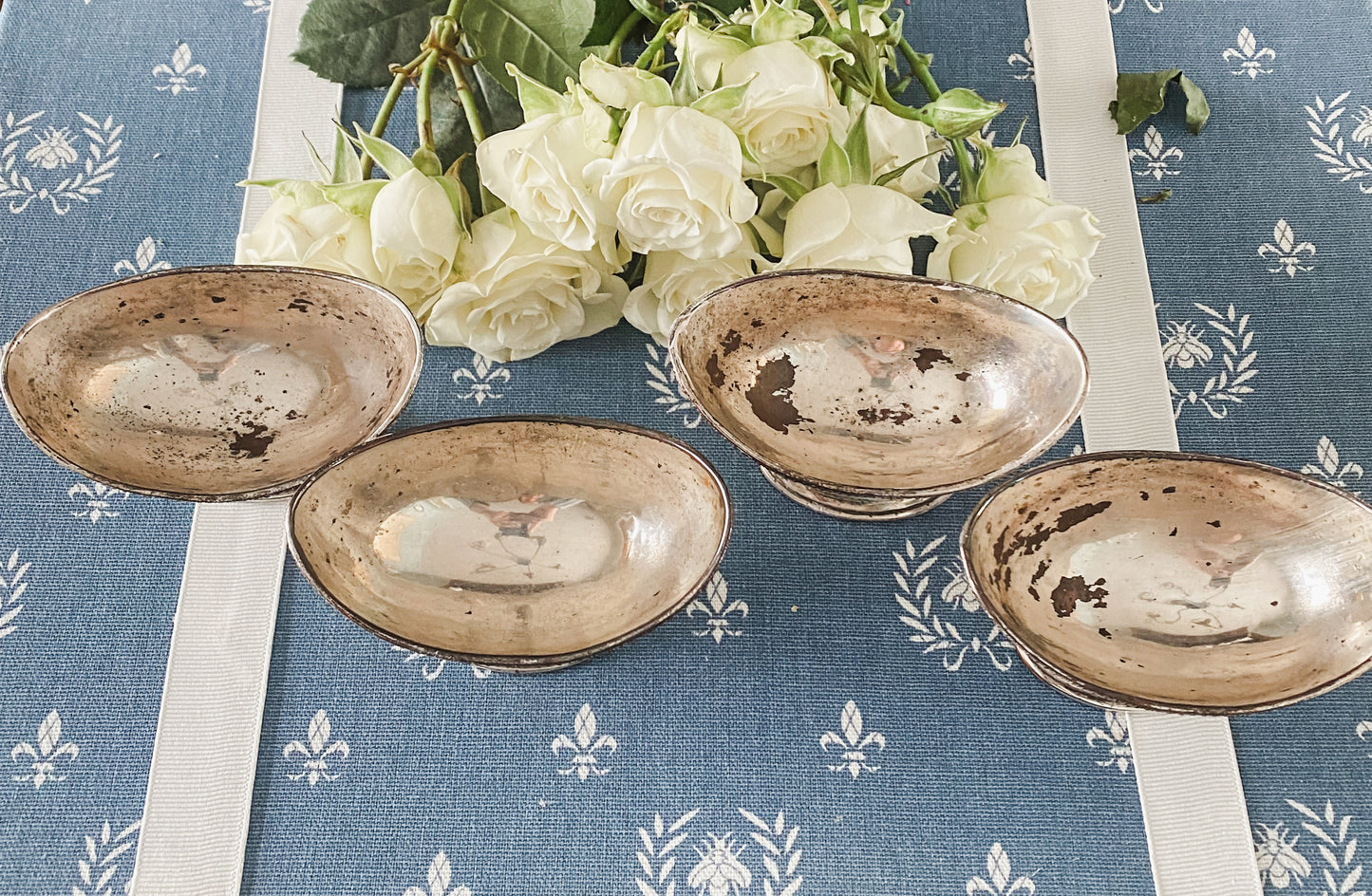 Rare Late 1700s – Early 1800s Old Sheffield Plate Pedestal Nut Bowl Set