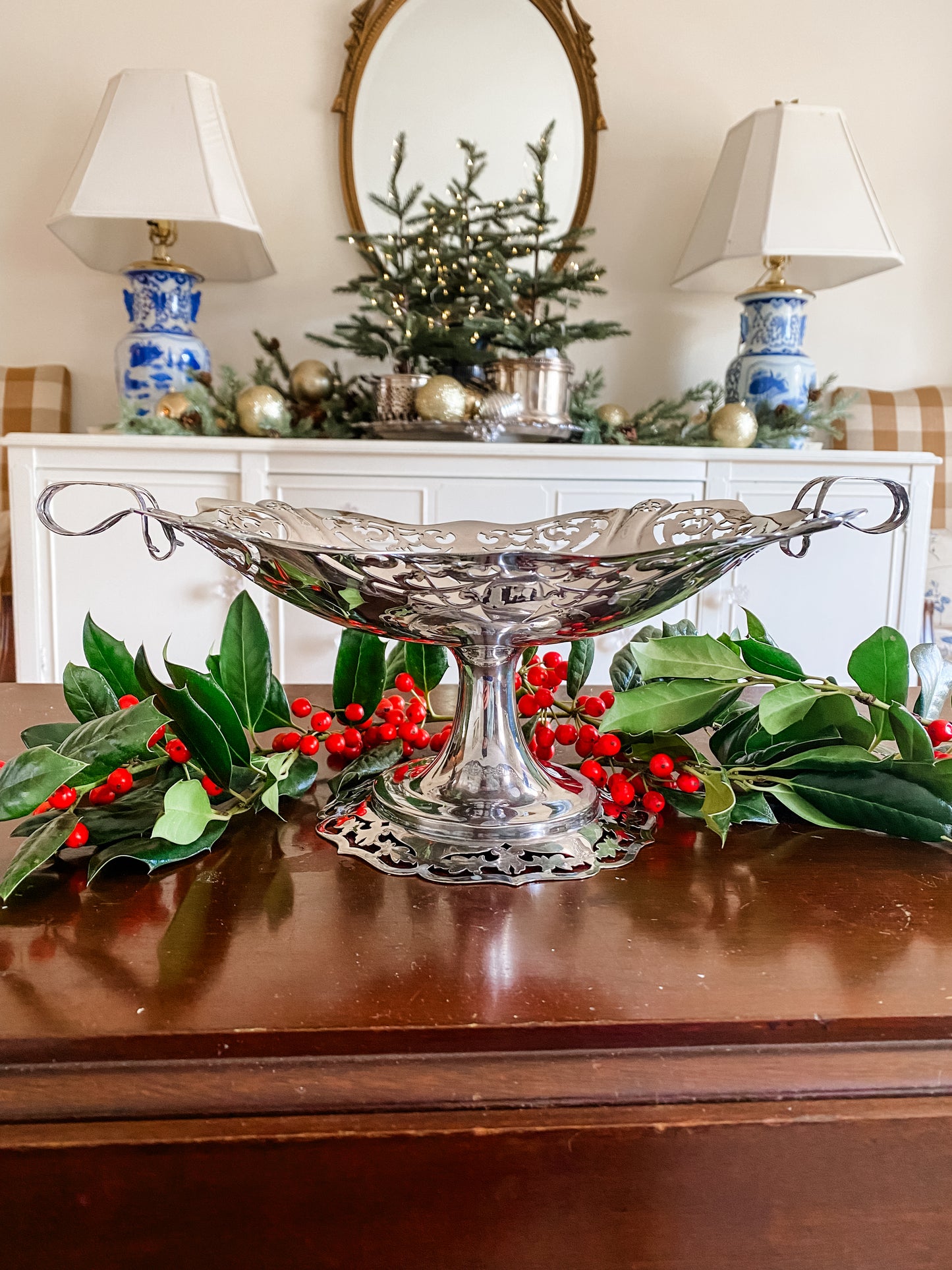 Pierced Snowflake Antique Centerpiece