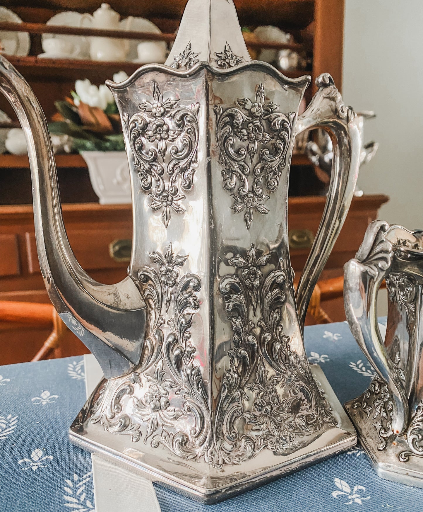 Exquisite Late 1800s Forbes Silverplate Teapot & Sugar Bowl – Ornate Repoussé Detailing & Quadruple Plate