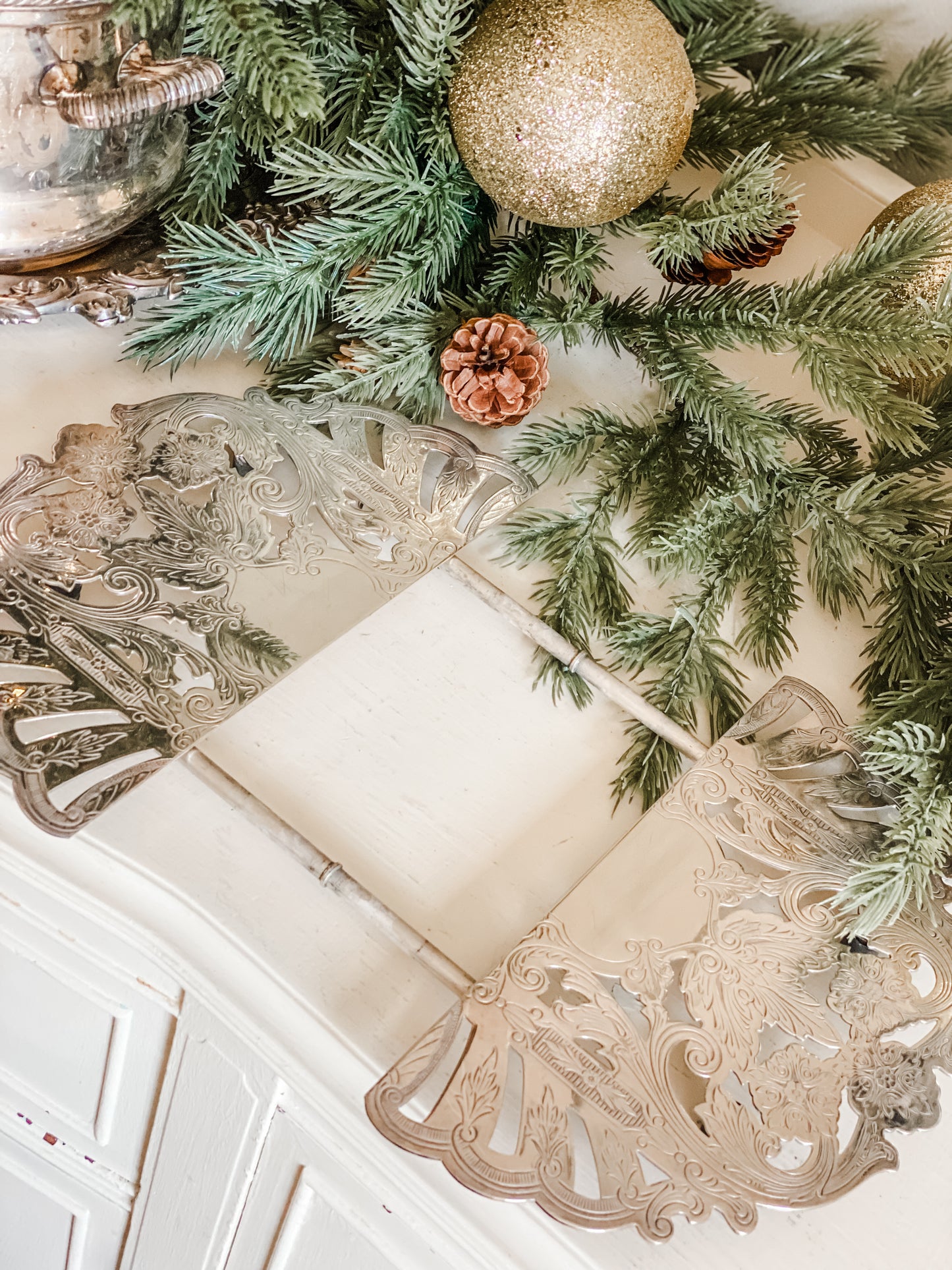 Wonderful Expandable Wallace Trivet