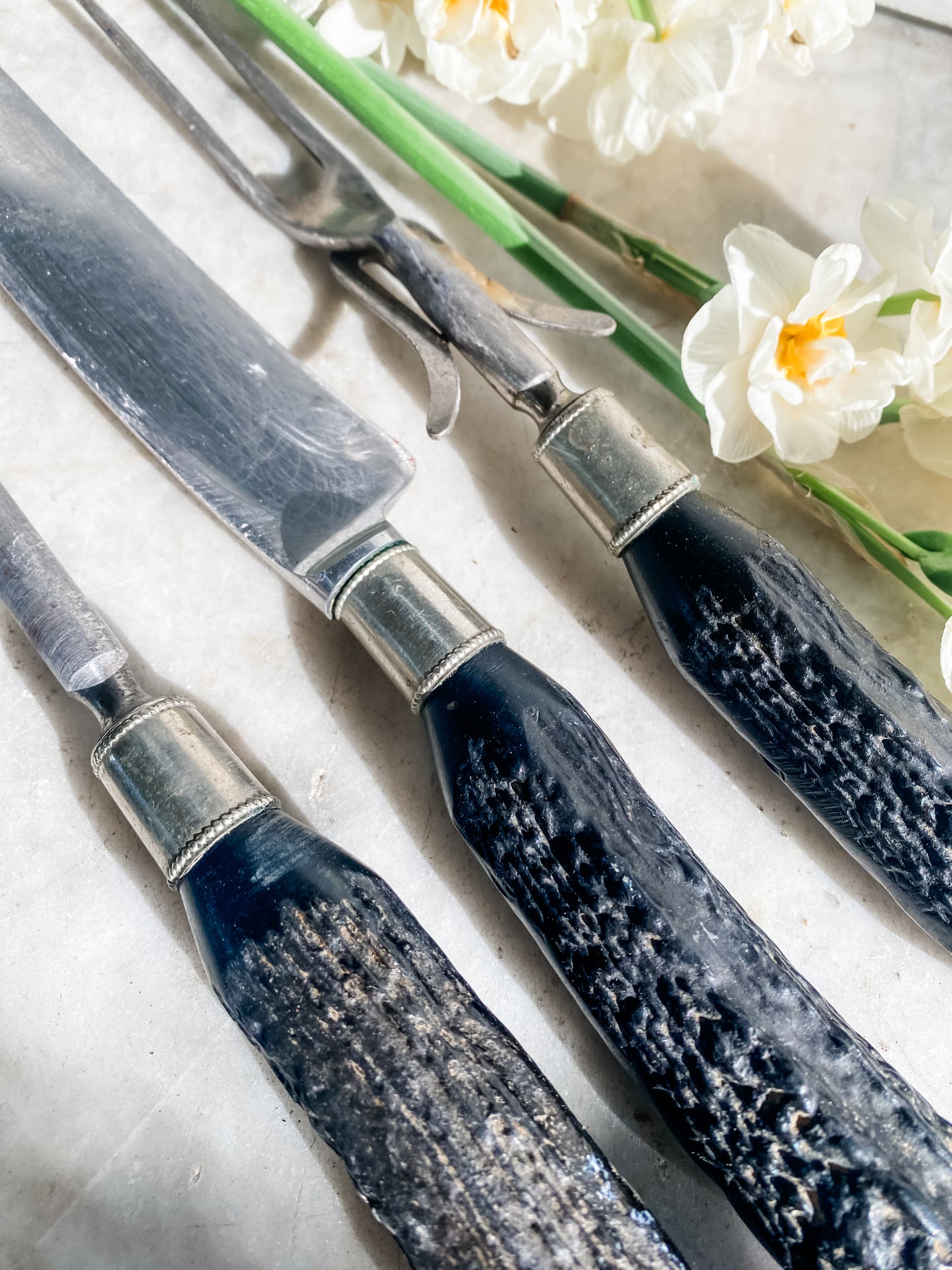 Vintage Royal Cutlery Co. Carving Set – Staghorn Handle & Beaded Ferrules