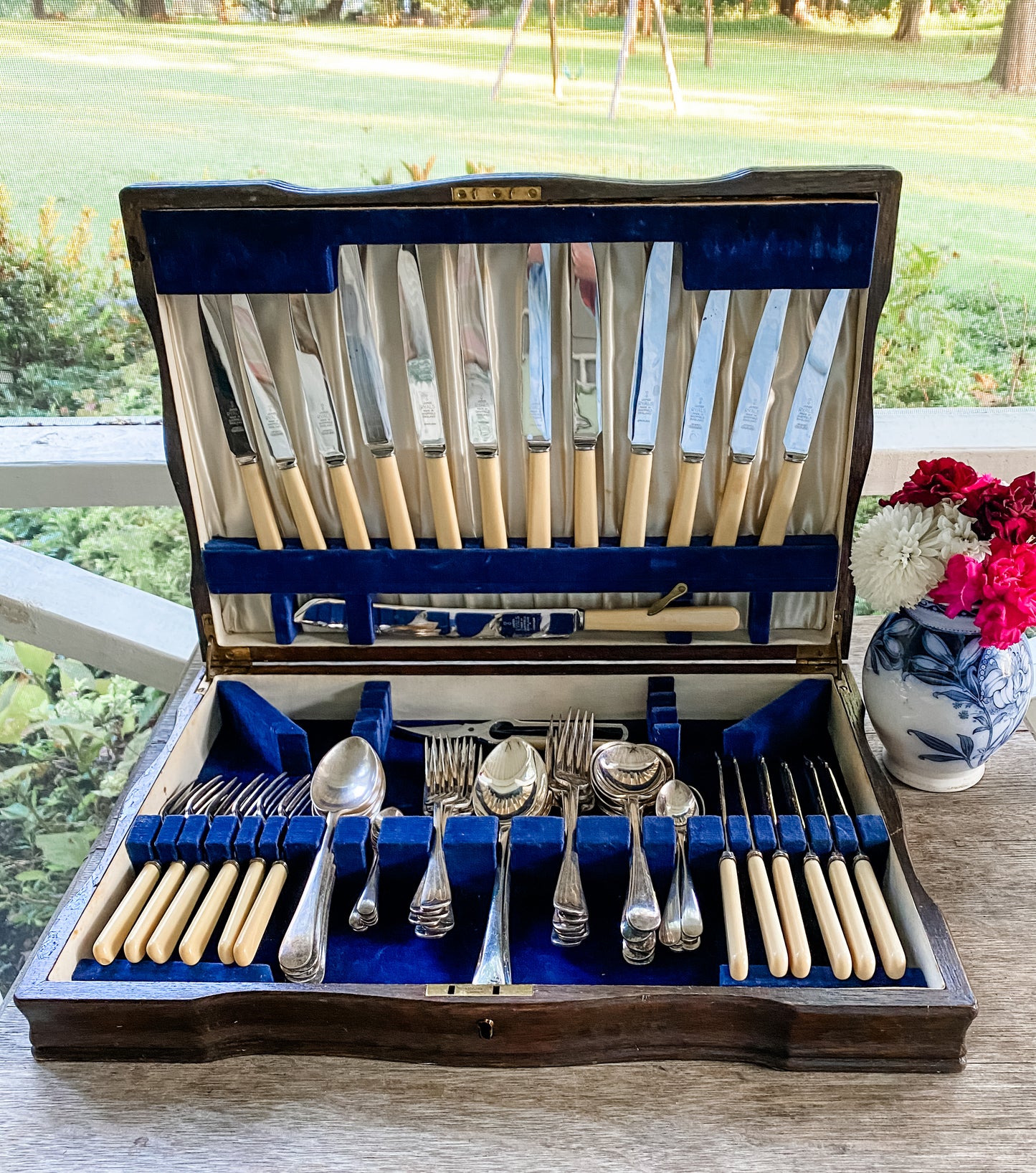 64 - Piece Sheffield James Ryal Flatware Set