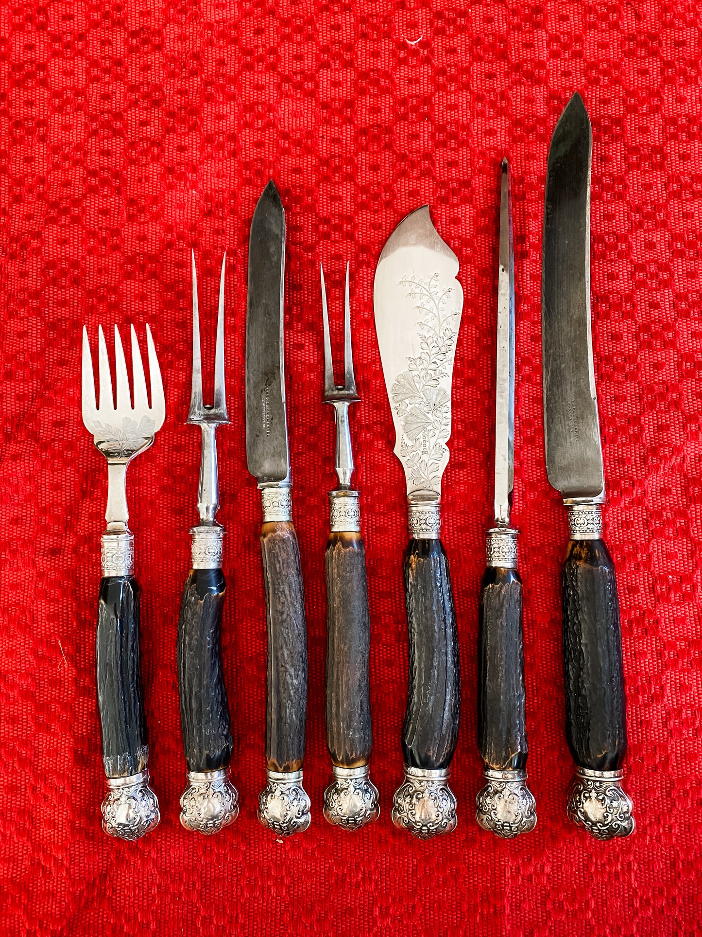 Fabulous!!! Antique 1800's Staghorn Carving Set of 7