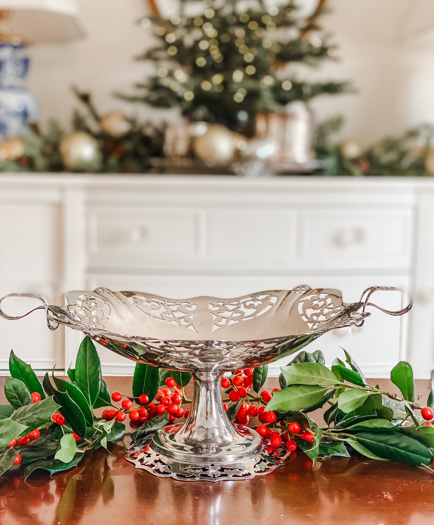 Pierced Snowflake Antique Centerpiece