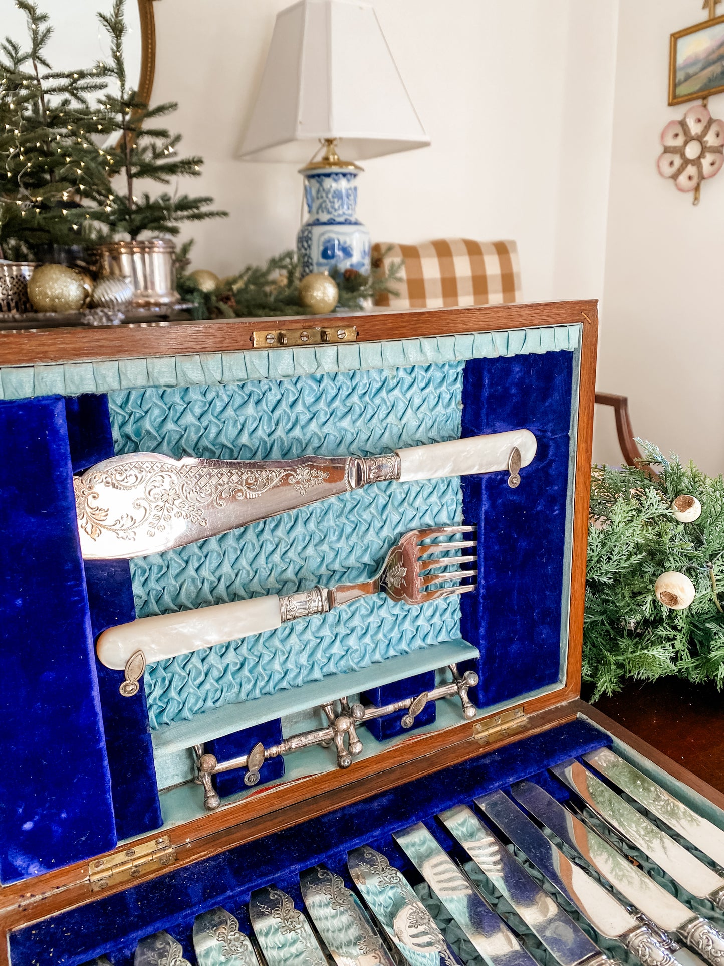 Very Rare Antique English Mother of Pearl Cutlery Set