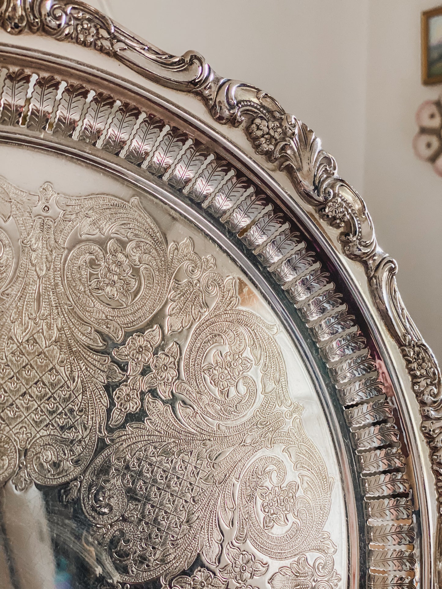 Set of 2 Exquisitely Detailed Baroque Trays