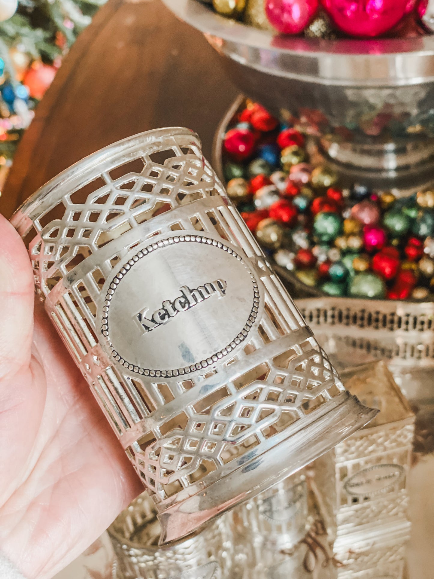 4 Piece Condiment Bottle Holder Set