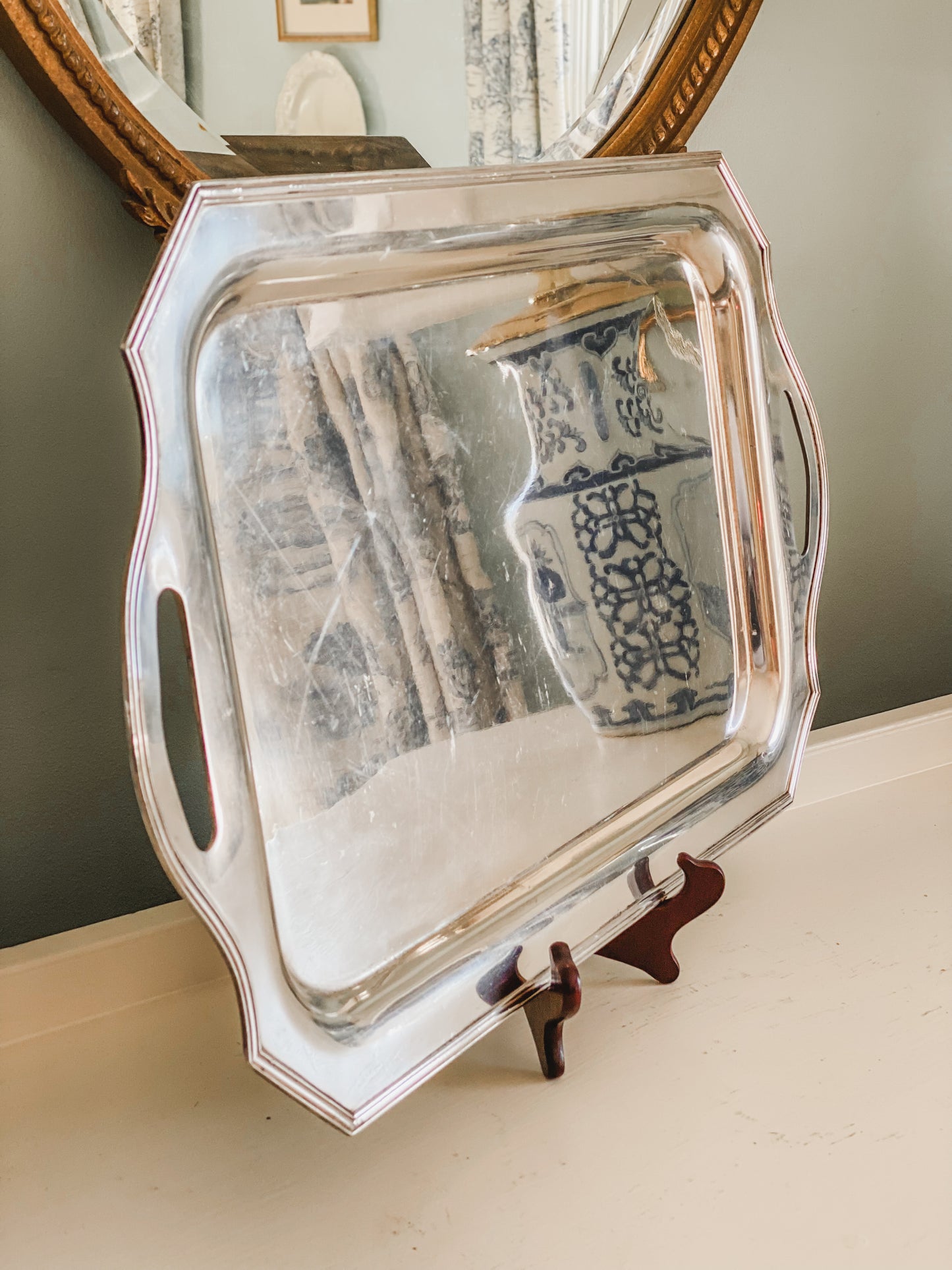 Elegant Early 20th Century Tray