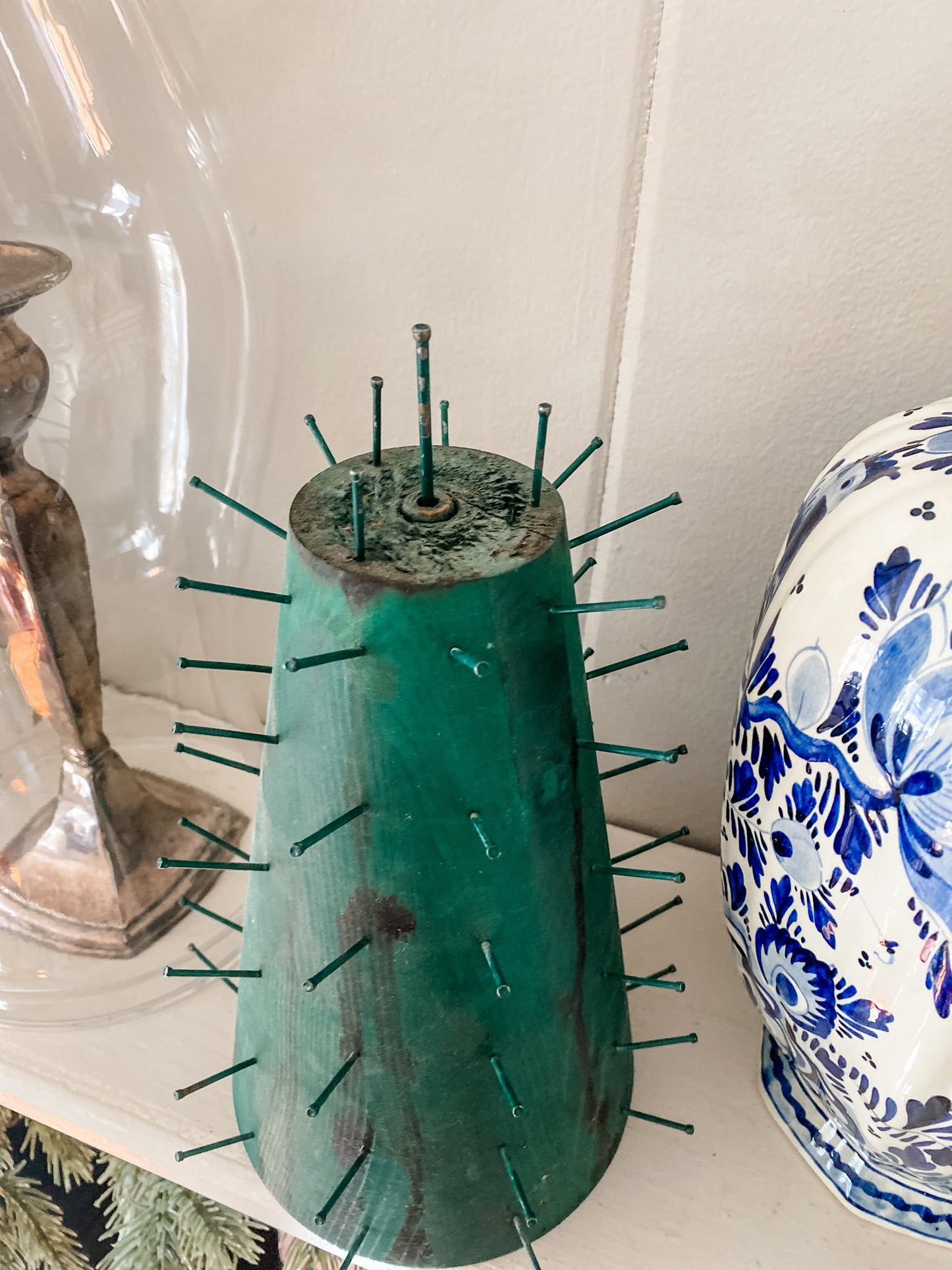 Williamsburg Pineapple Cone Centerpiece