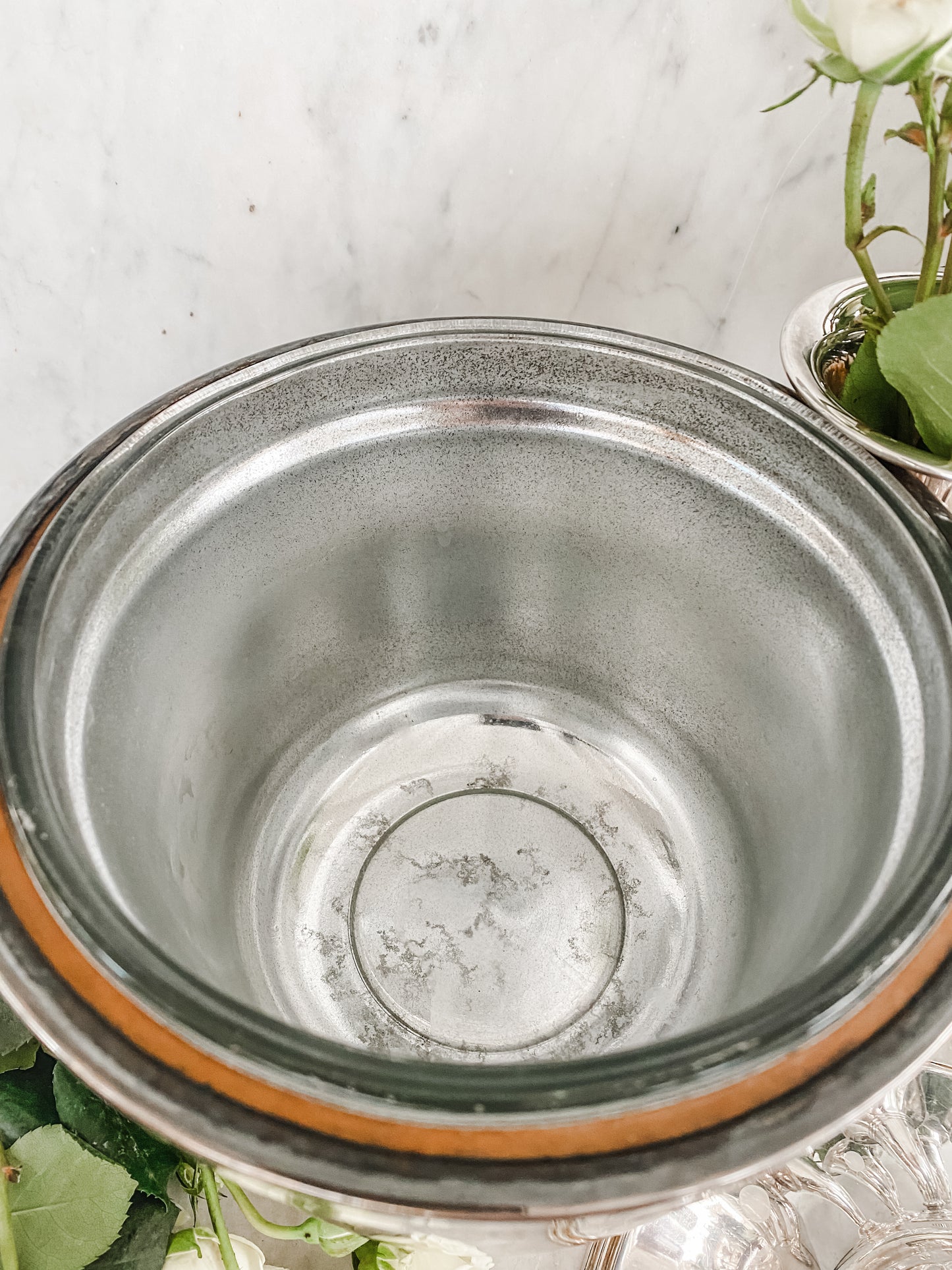 Gorgeous Ice Bucket with Lion Head Mount Handles