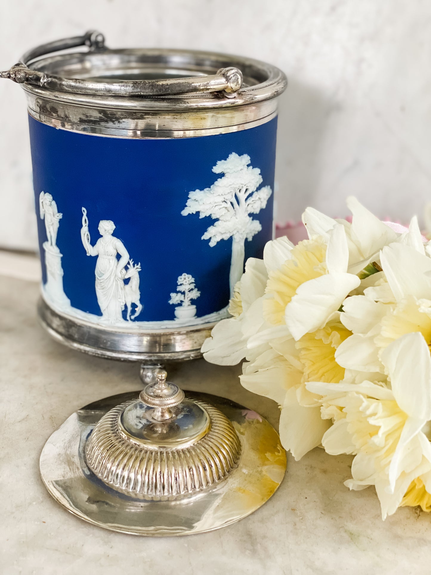 Antique Wedgwood Jasperware Biscuit Barrel