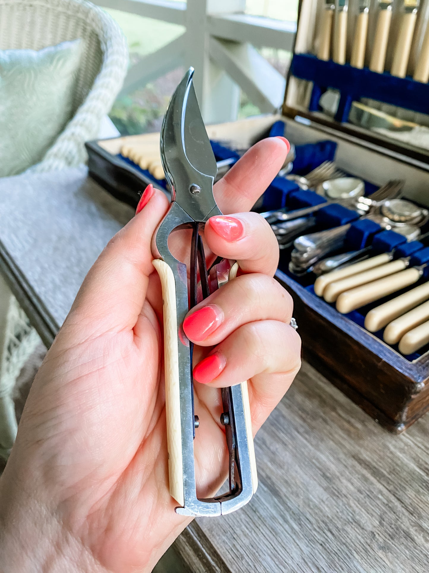 64 - Piece Sheffield James Ryal Flatware Set