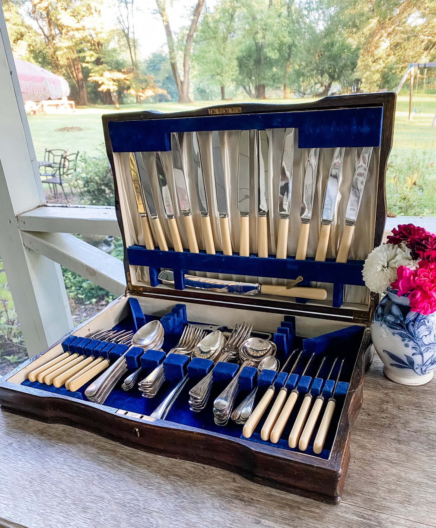 64 - Piece Sheffield James Ryal Flatware Set