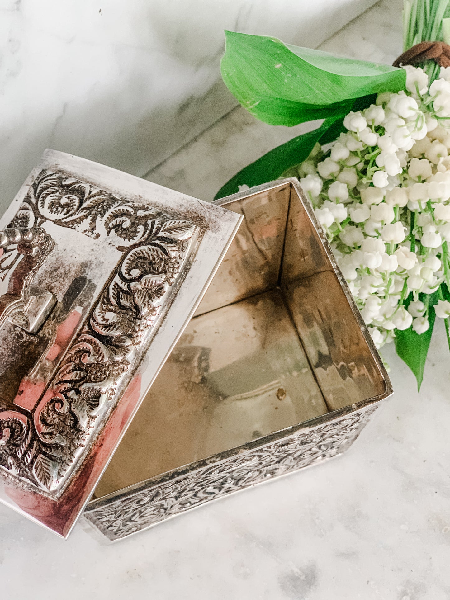 Decorator's Tea Caddy