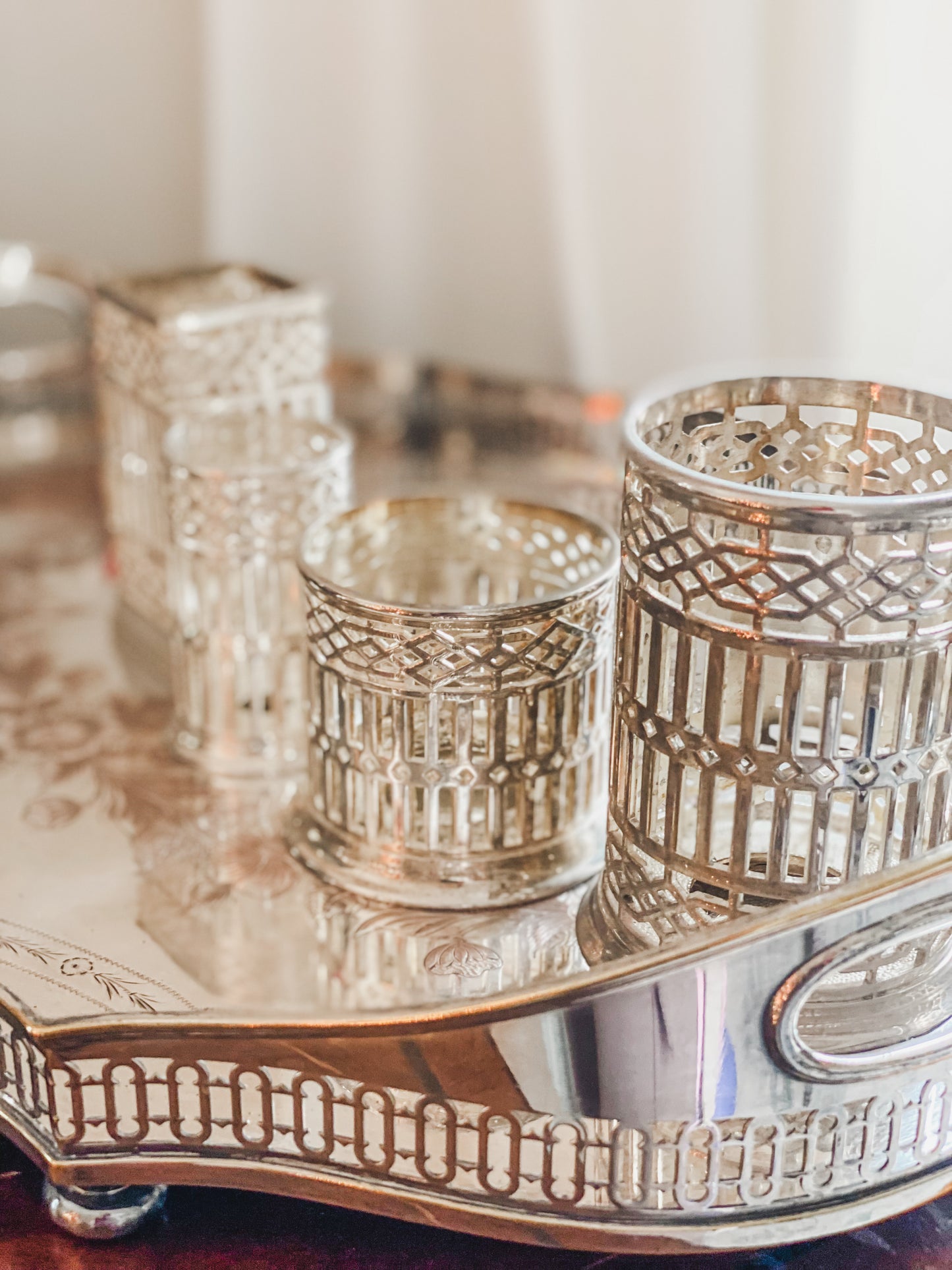 4 Piece Condiment Bottle Holder Set