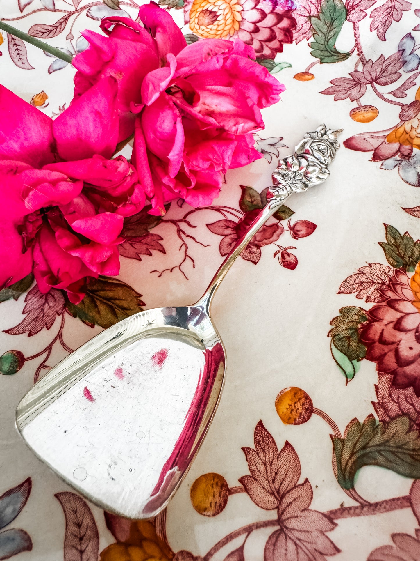 Sugar Scoop with Rose Handle