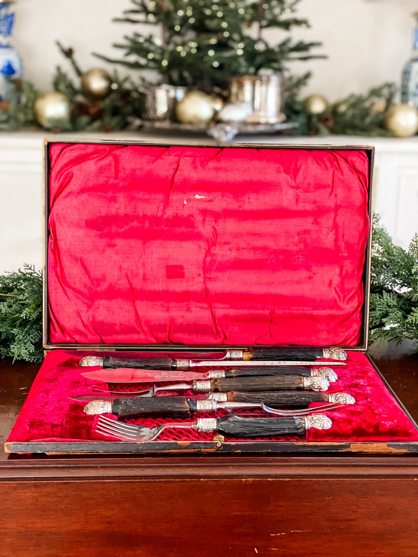 Fabulous!!! Antique 1800's Staghorn Carving Set of 7