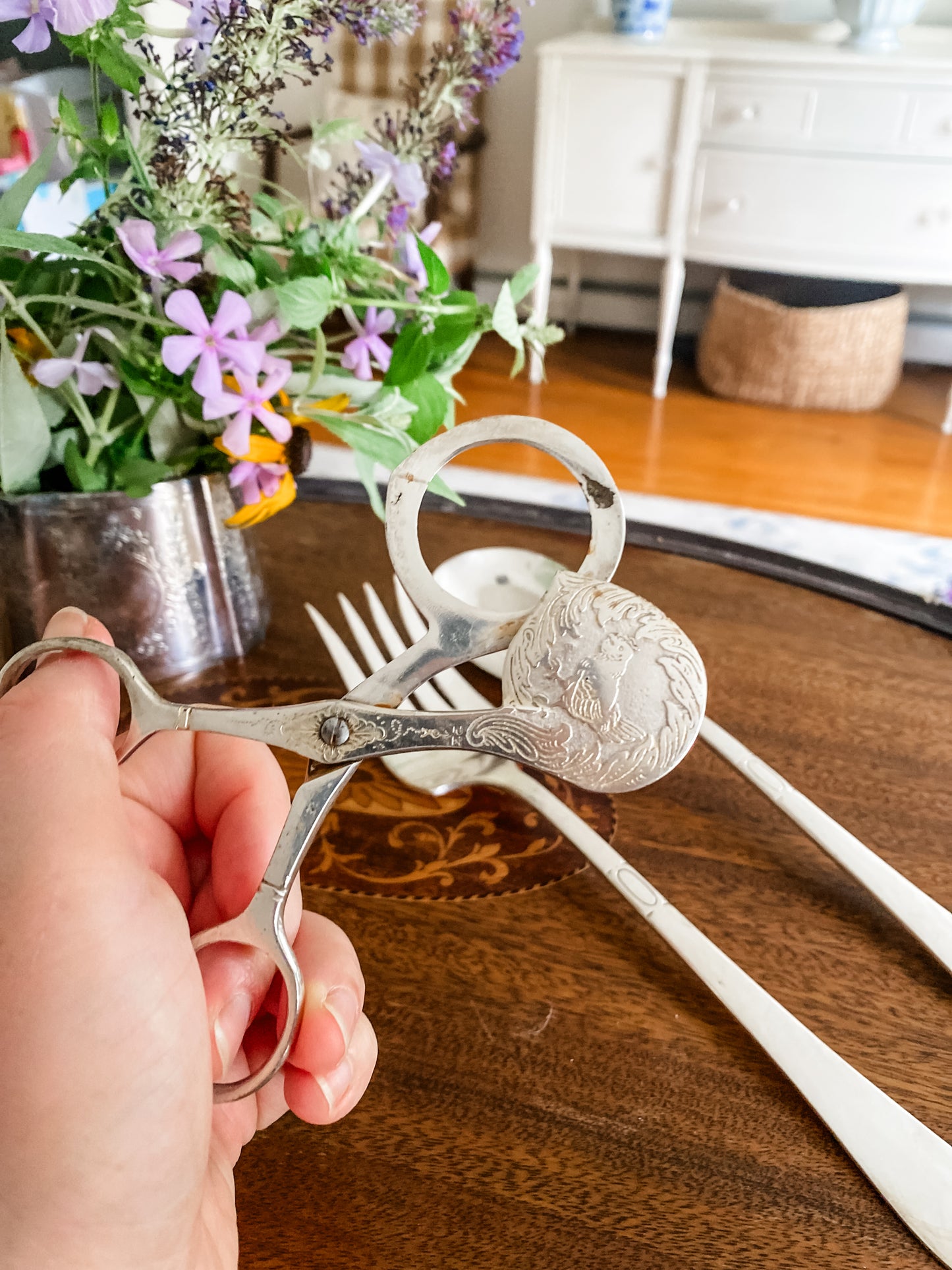 Egg Topper and Serving Set