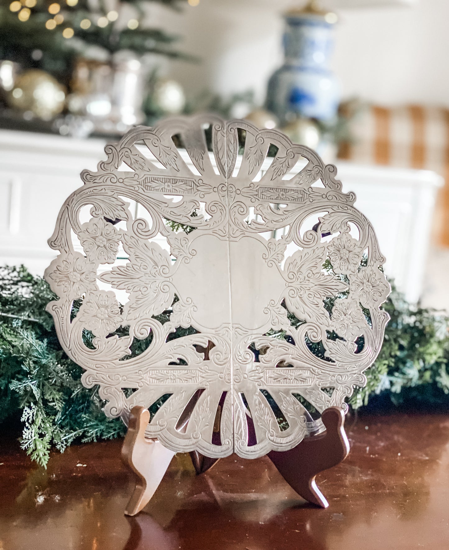 Wonderful Expandable Wallace Trivet