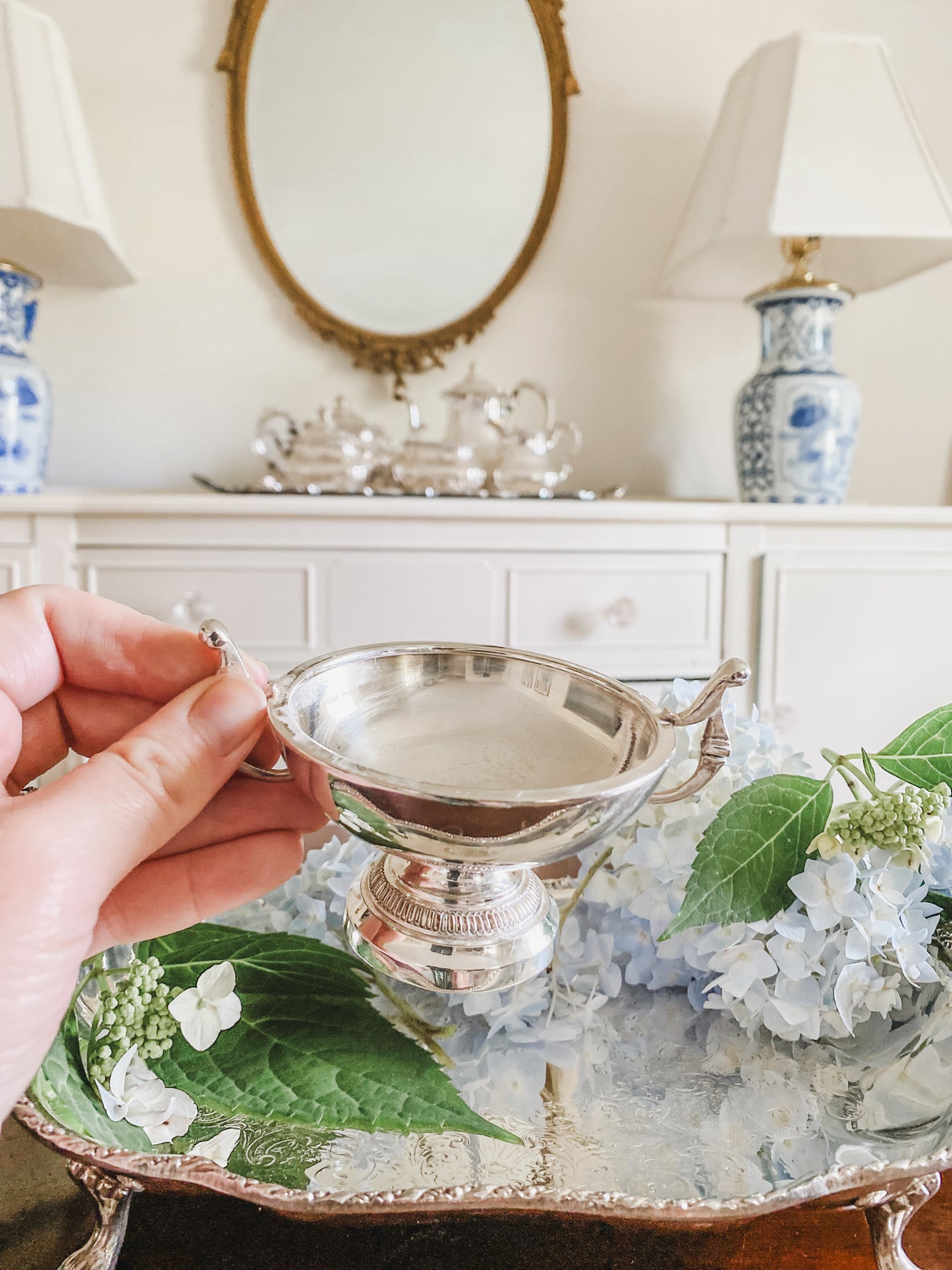 Miniature loving cup