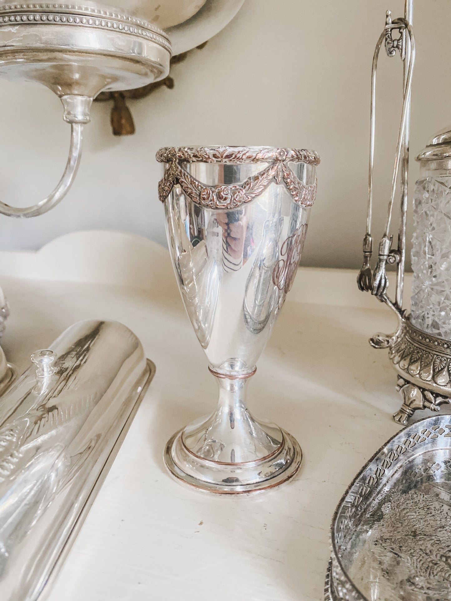 Antique Pedestal Vase With Flora Bunting Surround