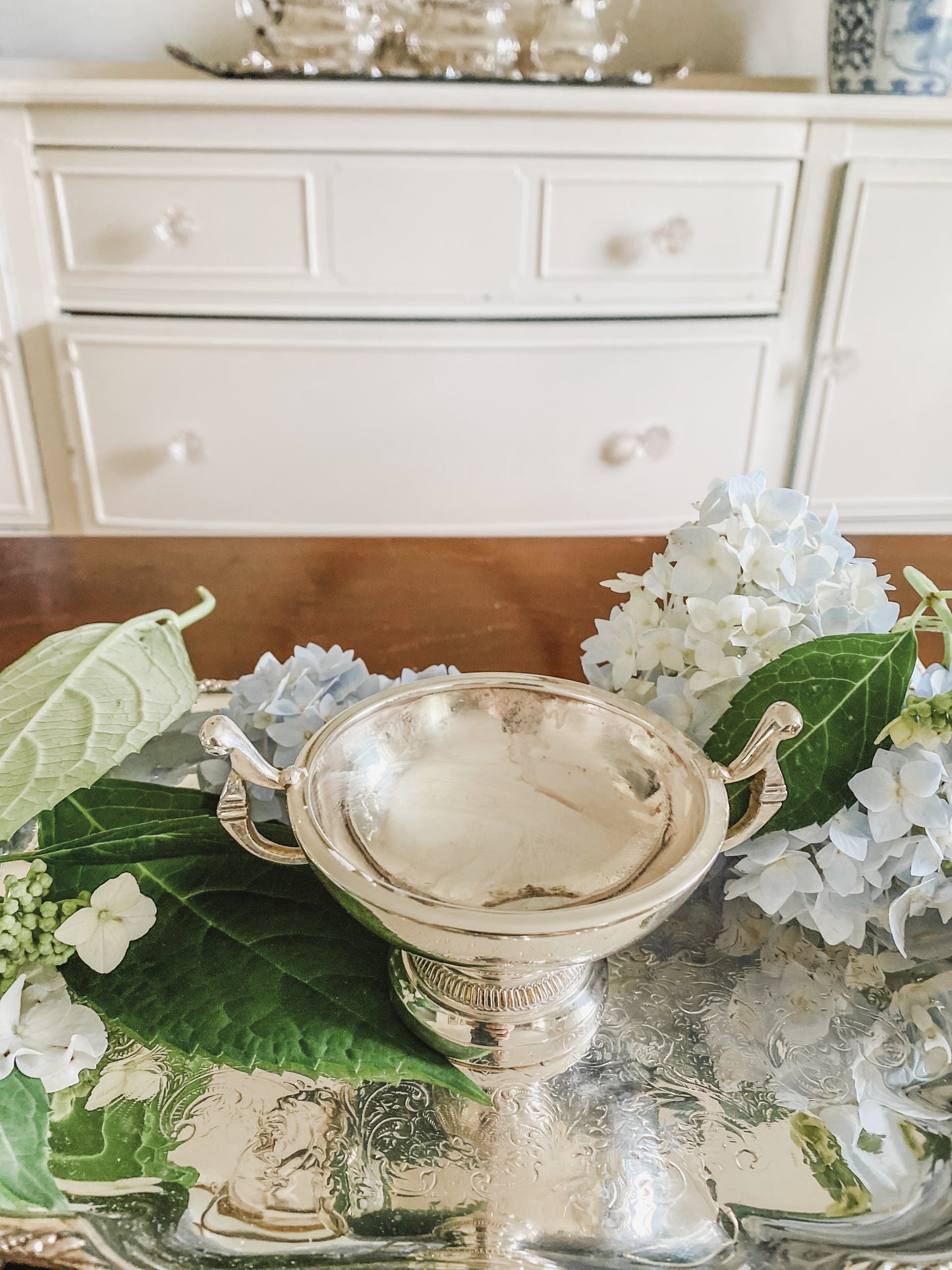Miniature loving cup