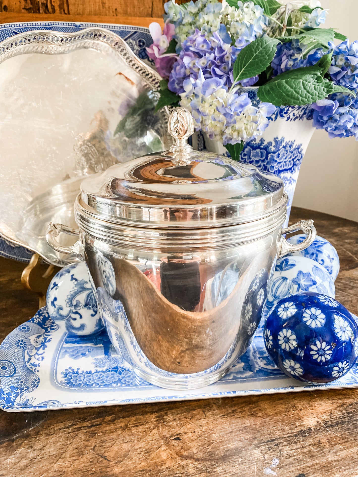Wonderful Sheffield Silver Ice Bucket