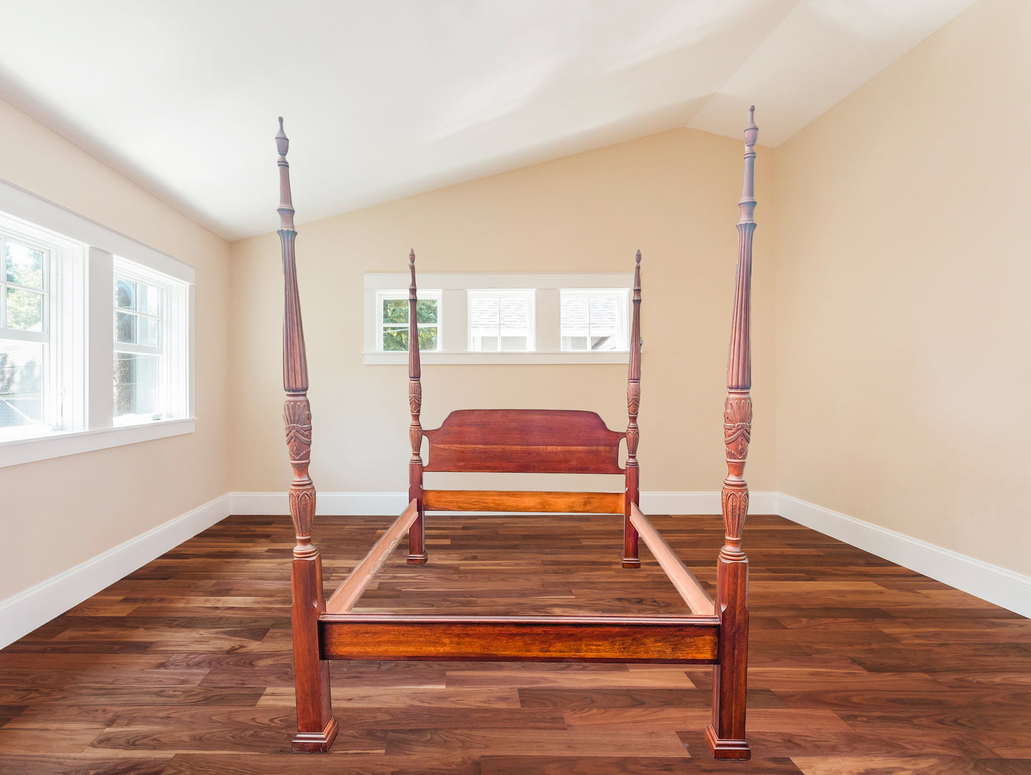 Queen Sized Rice Carved 4 Poster Bed