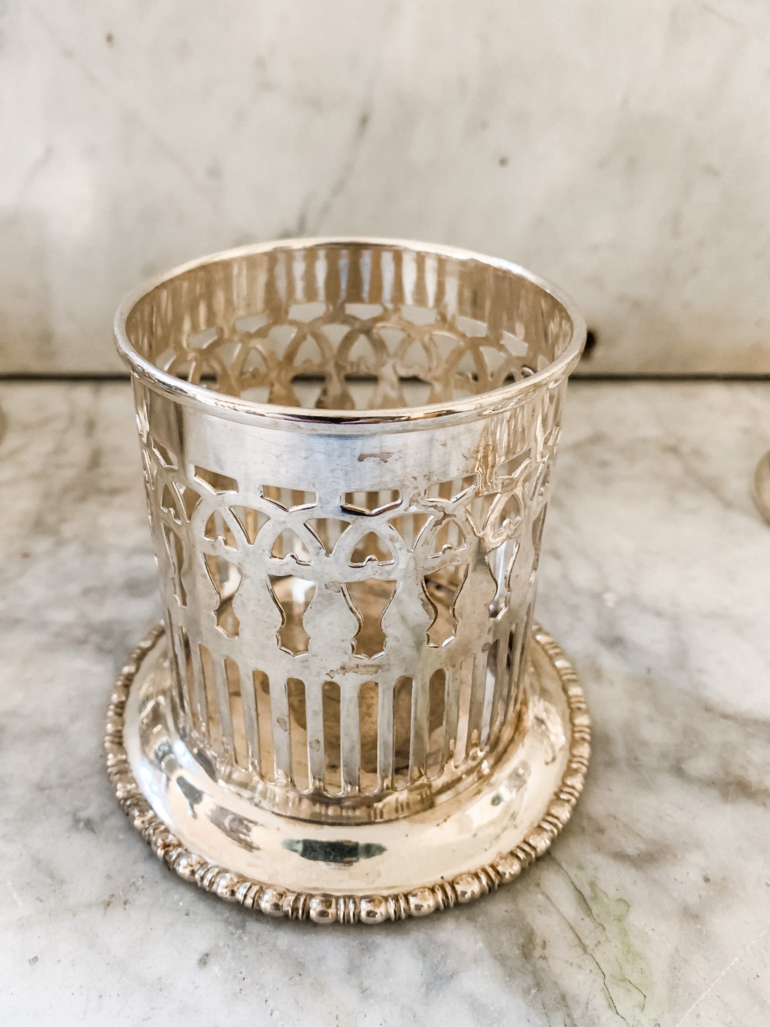 Antique bottle holder deals
