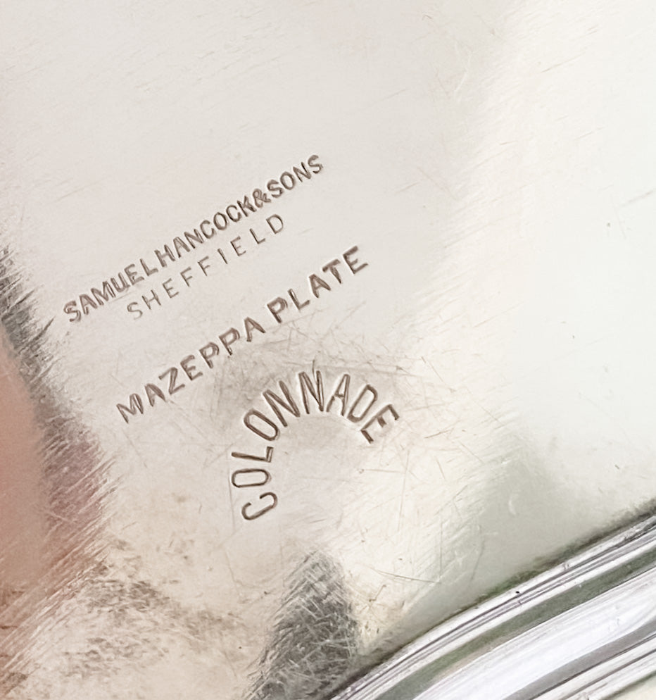 Set of 6 Elegant Liqueur Glasses and Tray