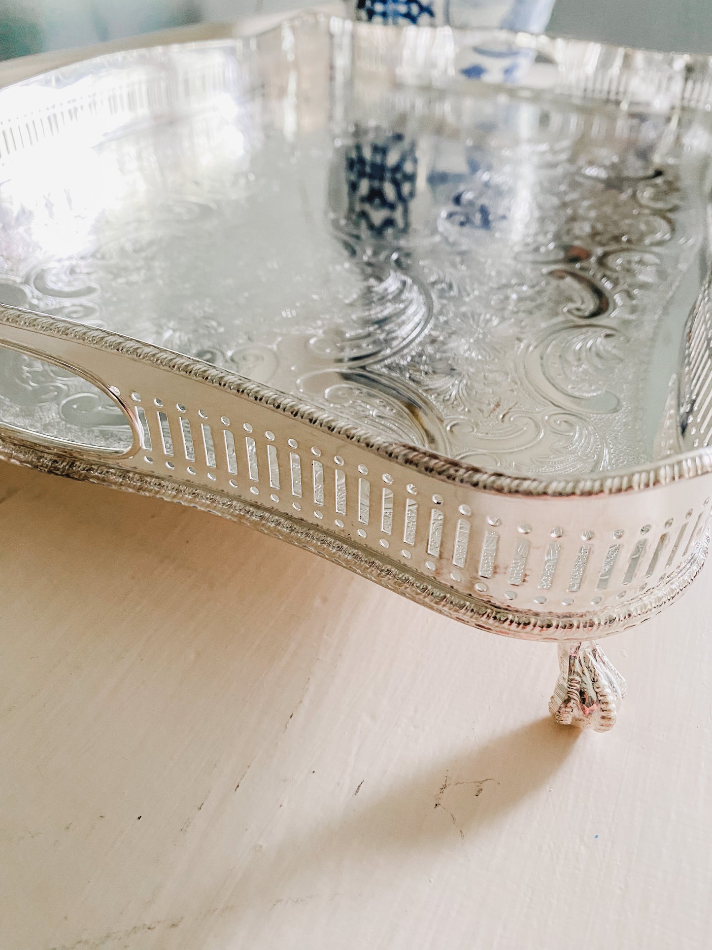 Exquisite Gallery Tray