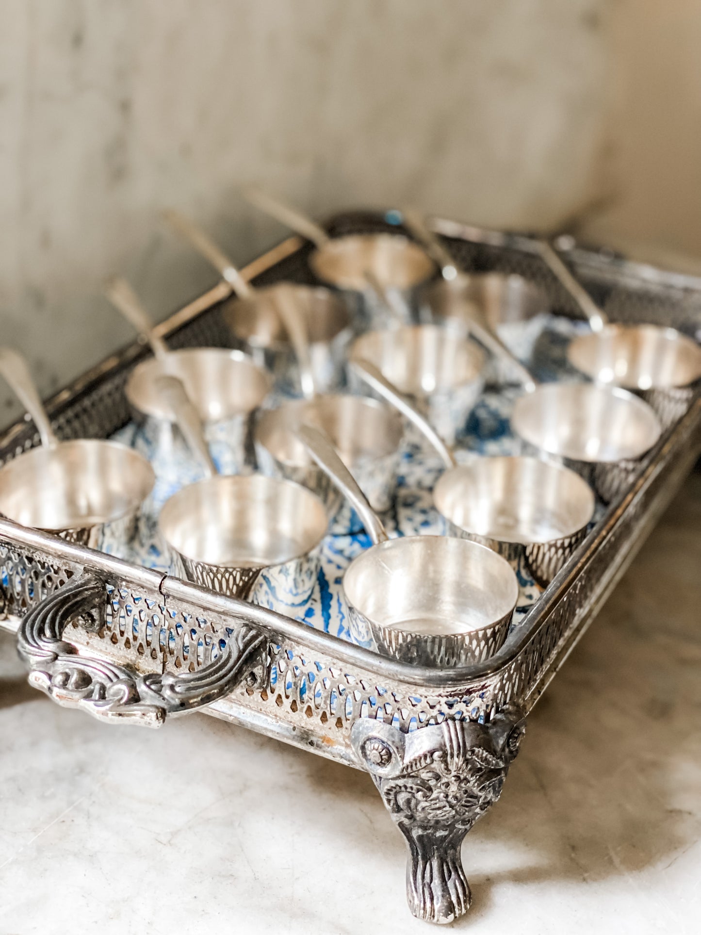 Fantastic Set of 12 Antique Miniature Sauce Pans