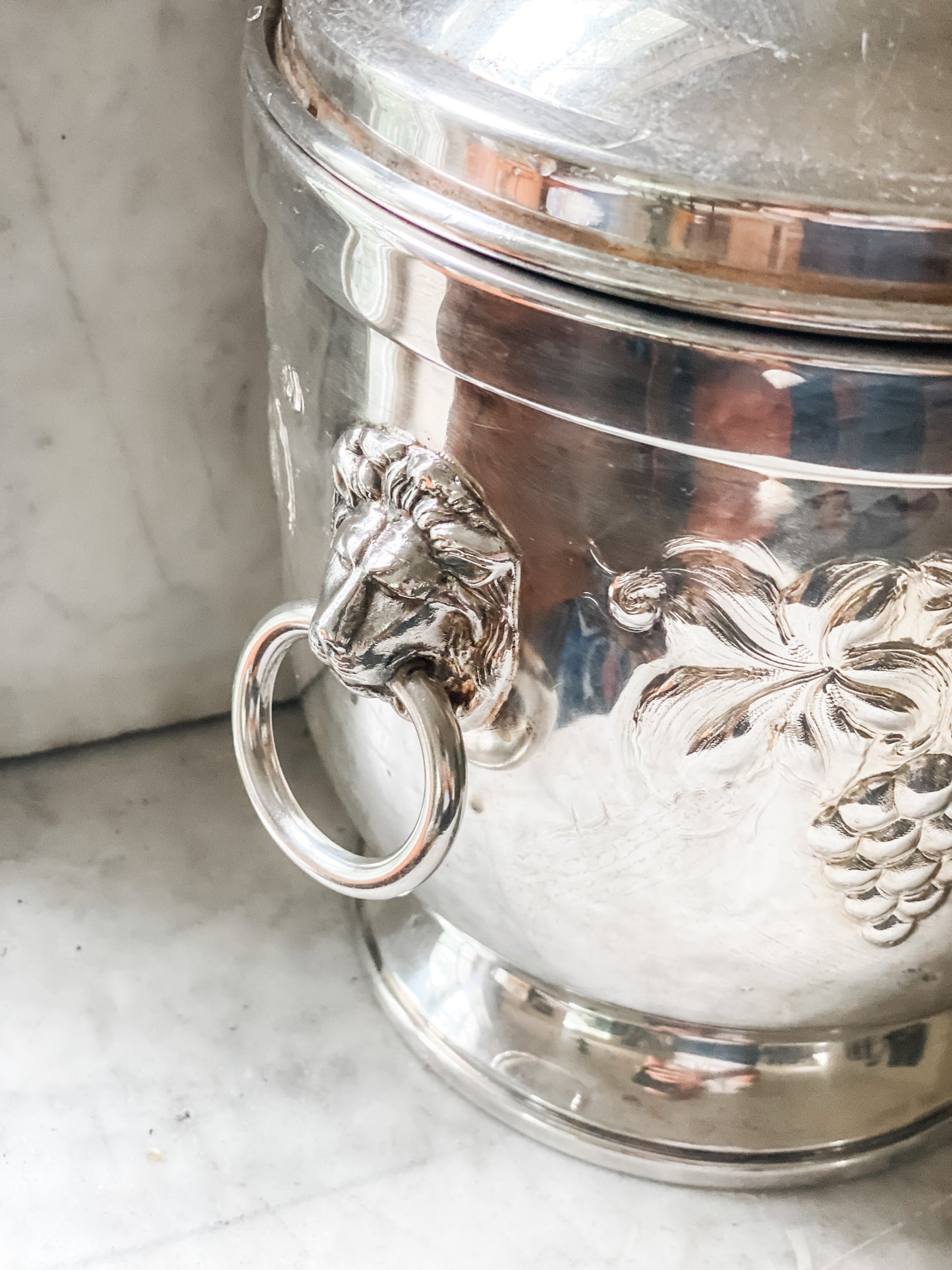 Ice Bucket with Lion Head handles