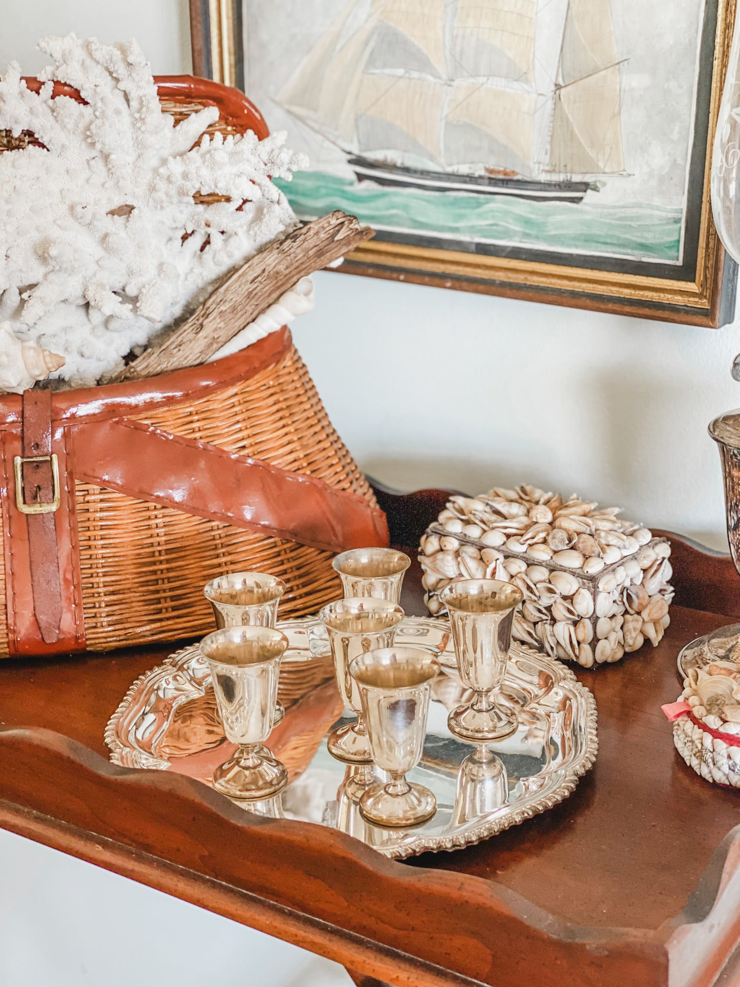 Set of 6 Elegant Liqueur Glasses and Tray