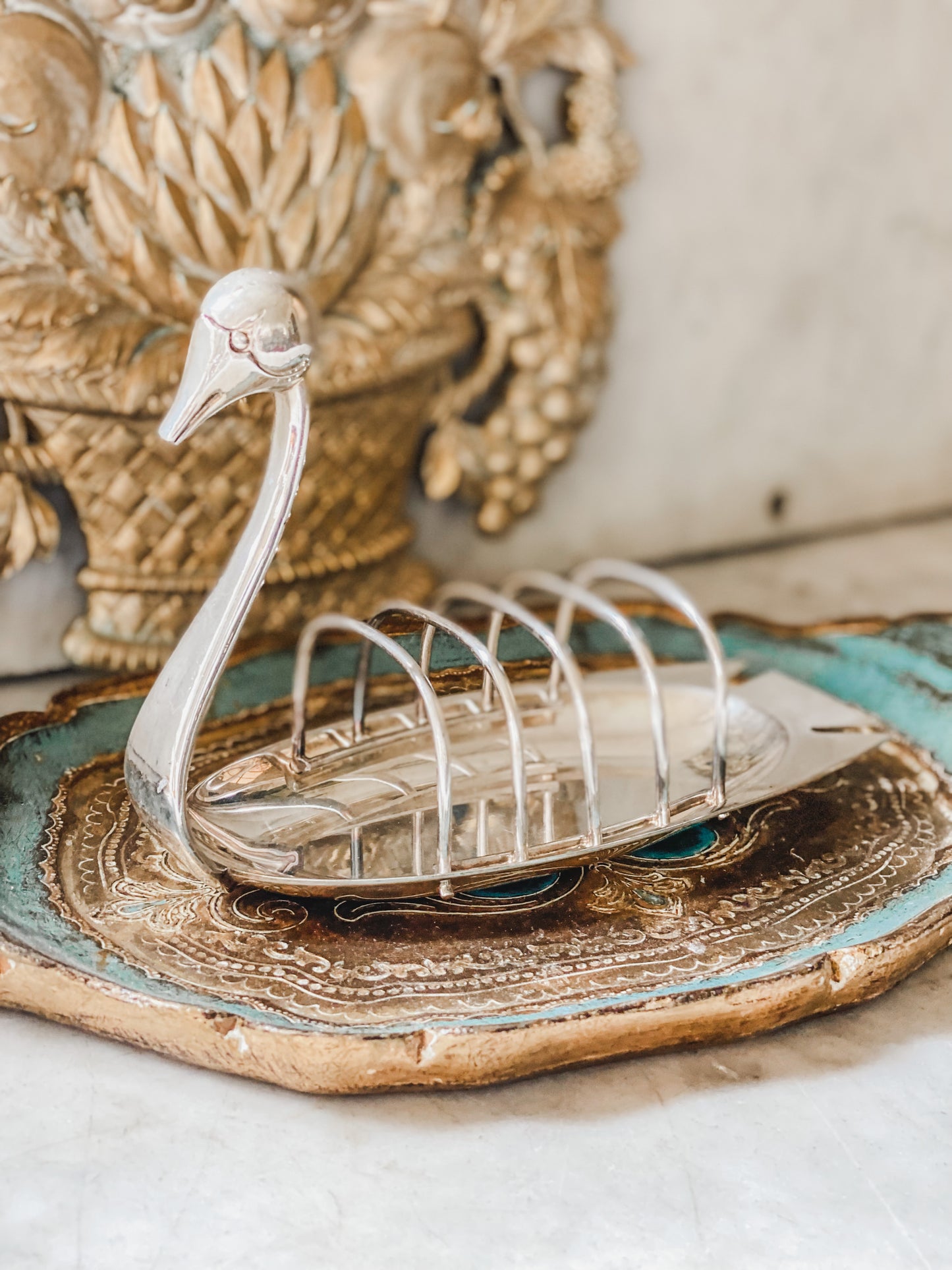 Charming Swan Shaped Toast Holder
