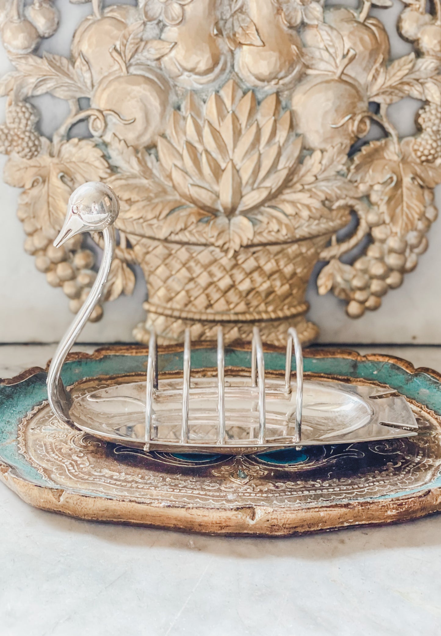 Charming Swan Shaped Toast Holder