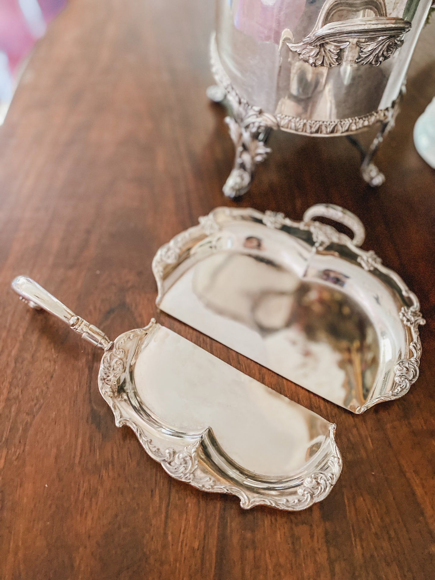 Quadroupleplate Antique Crumb Catcher