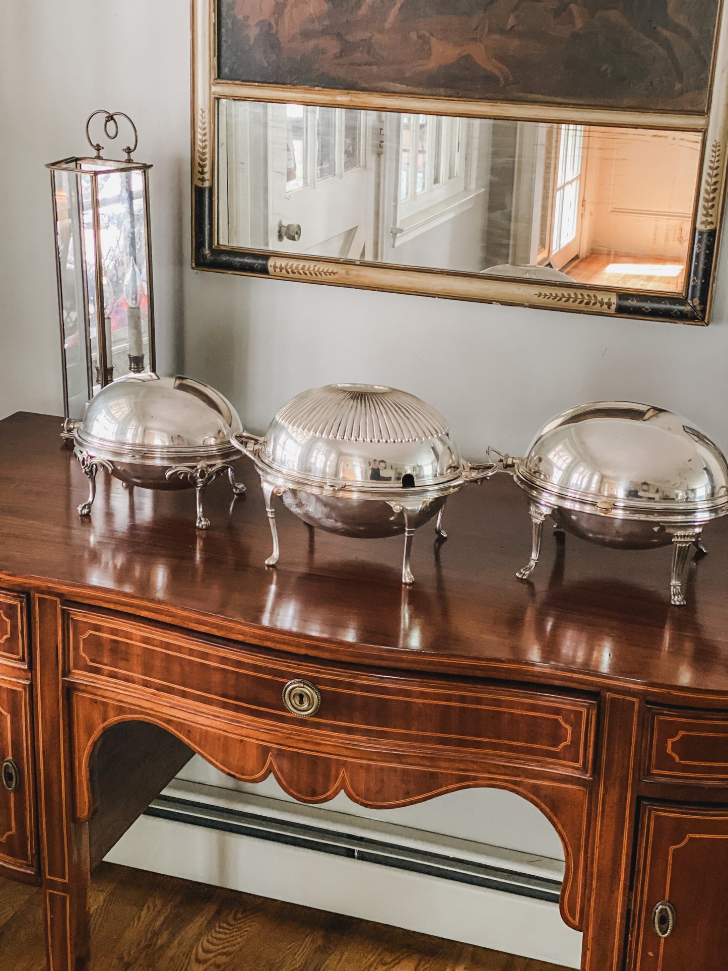 Dome Server from England by Harrison Brothers & Howson (pictured in the middle)