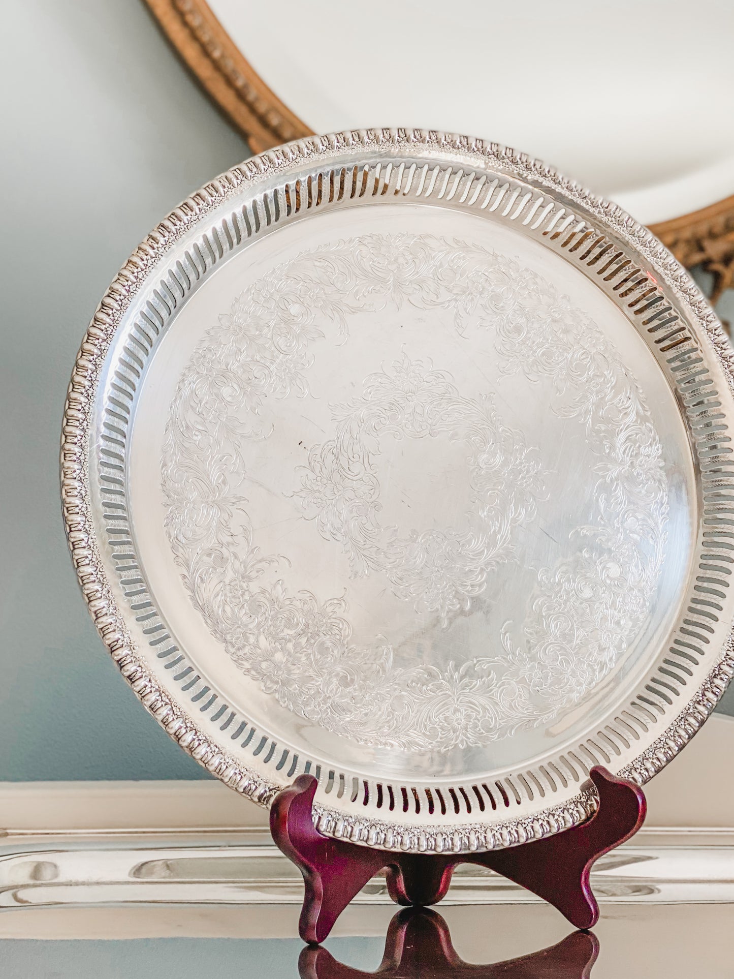 Round Reticulated Tray