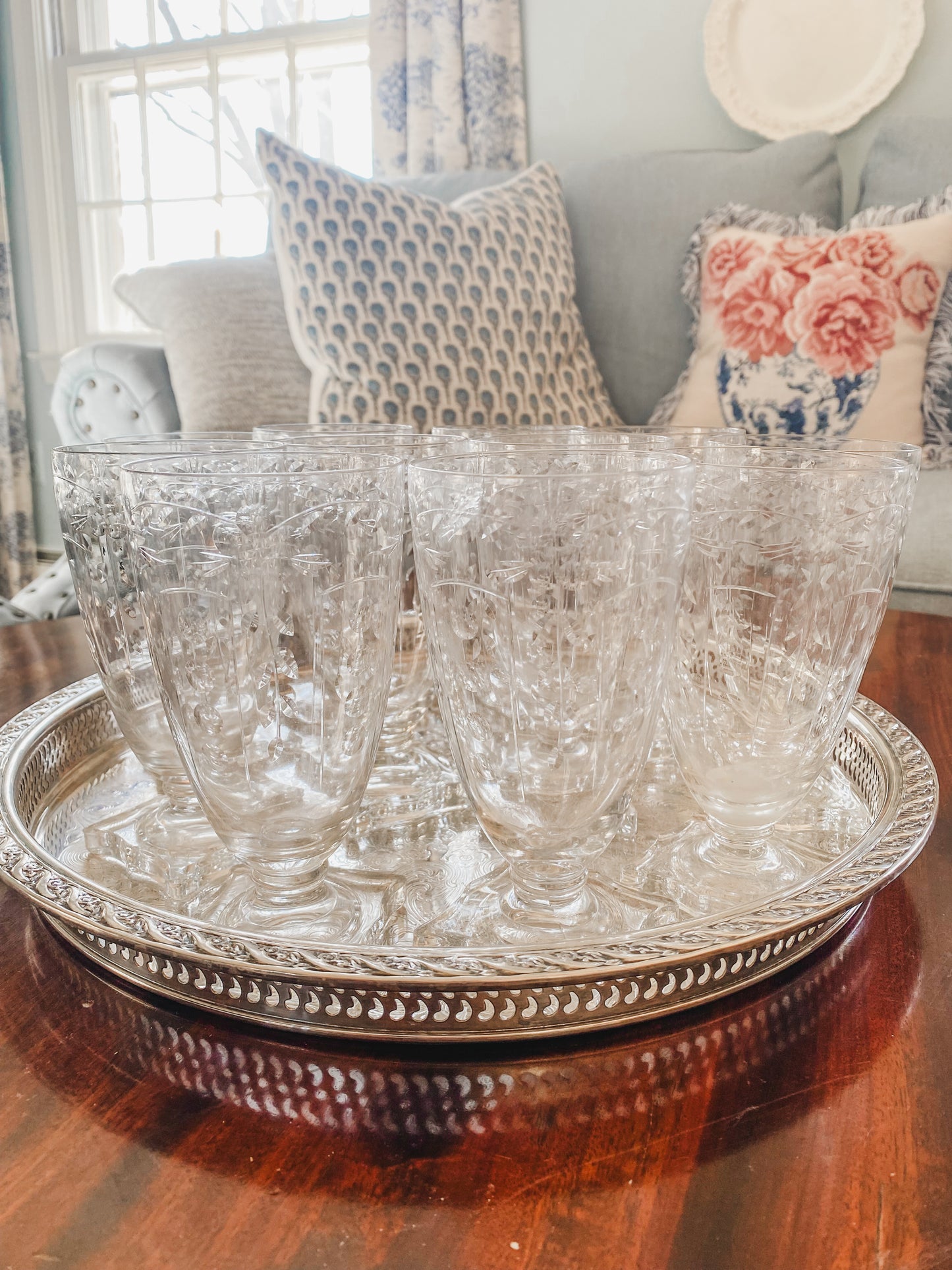Coveted Round Gallery Tray