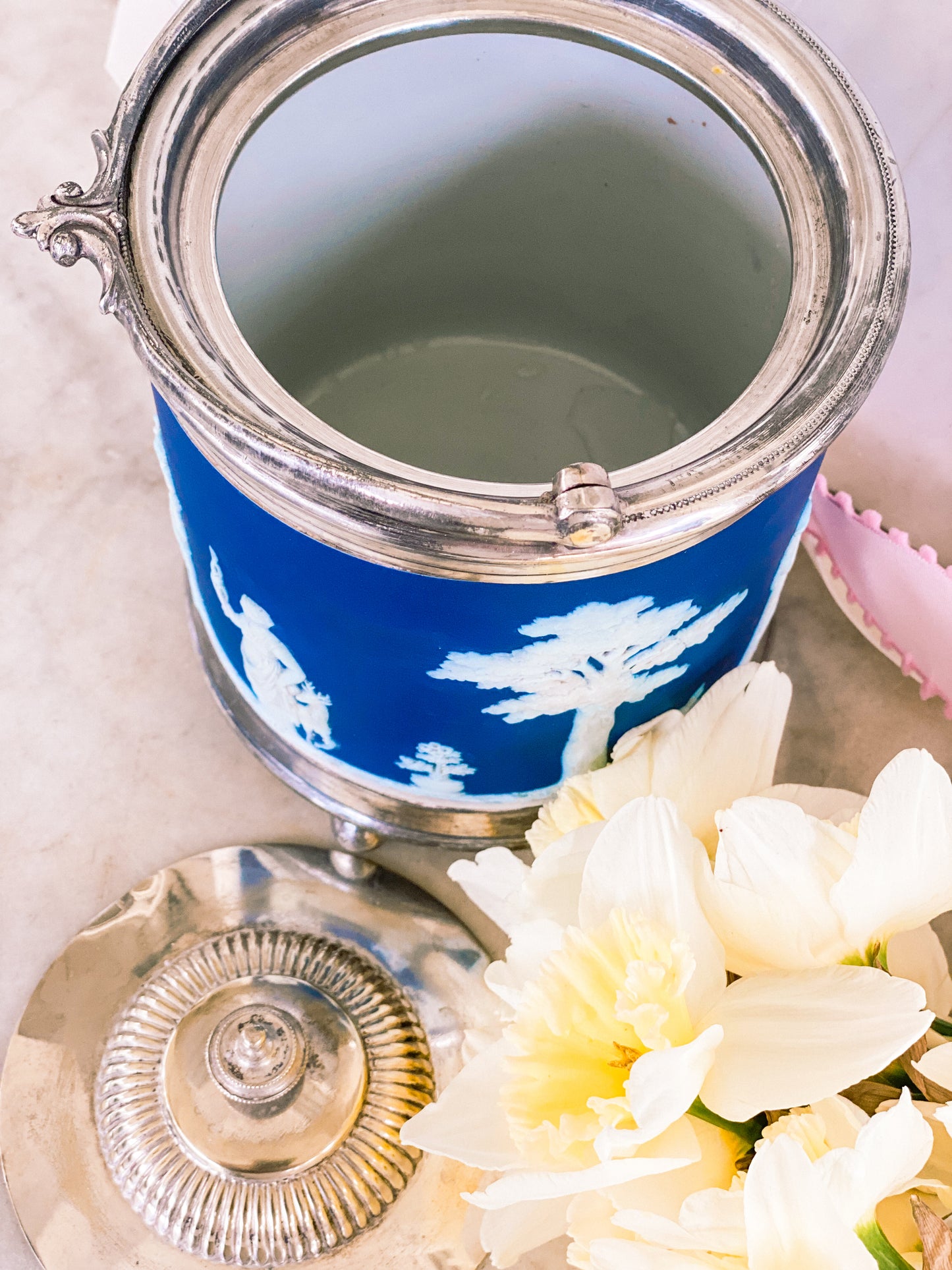 Antique Wedgwood Jasperware Biscuit Barrel