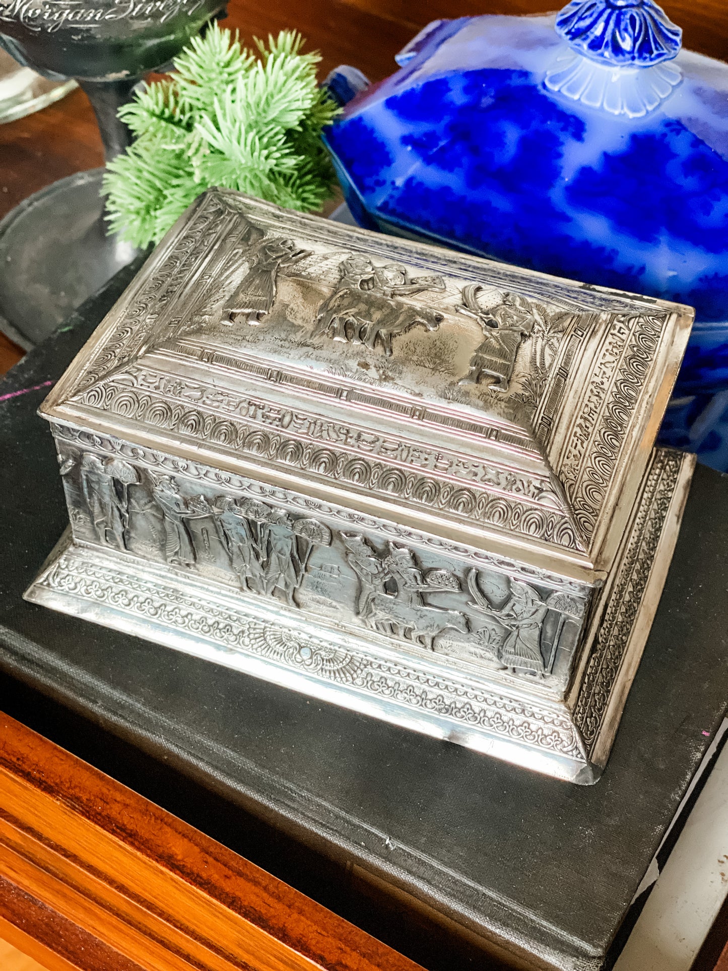 Antique Egyptian Revival Silverplate Hinged Box – Barbour Silverplate Co.