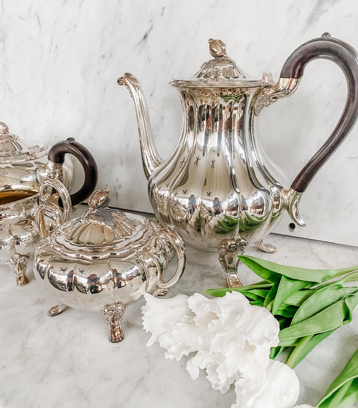 Complete 5-Piece Heirloom Melon Tea Set