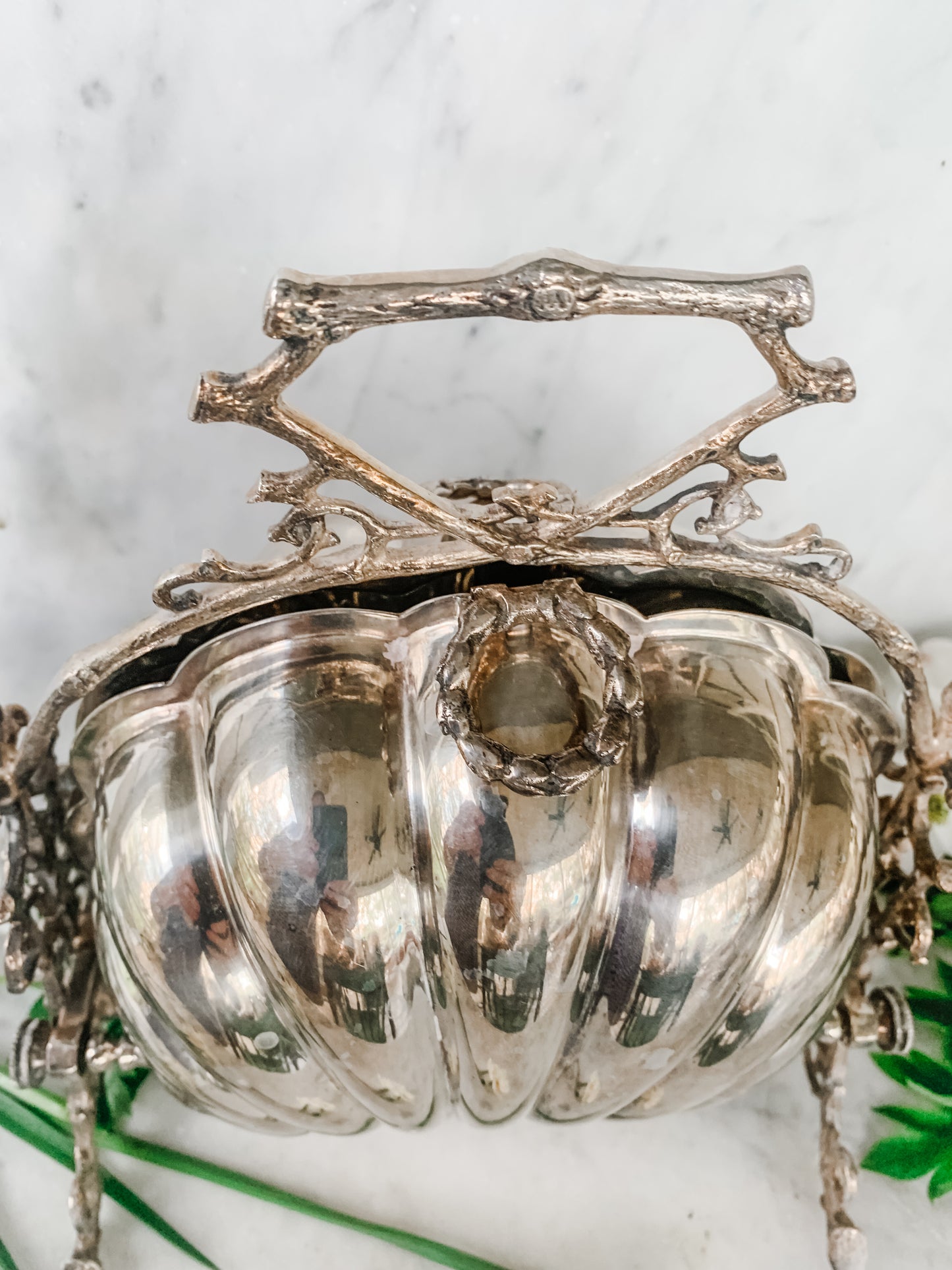 Antique English Silver Plate Biscuit Holder, Aesthetic Movement, Double Hinged