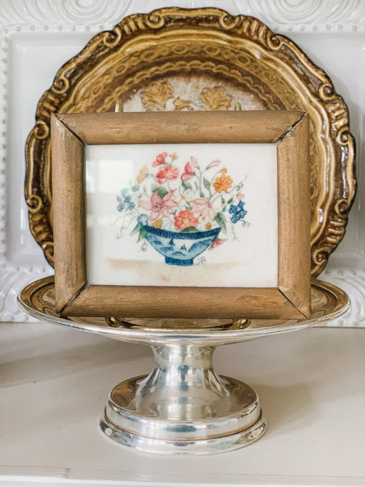 Pedestal Dish