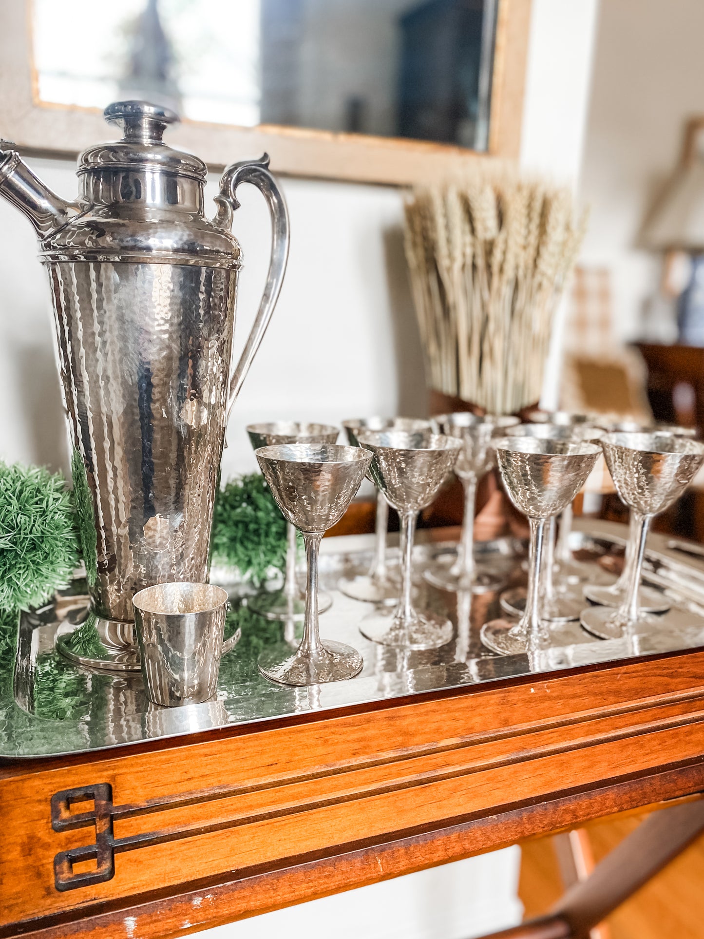 Fabulous Complete 1910's-1920's Meriden Cocktail Set