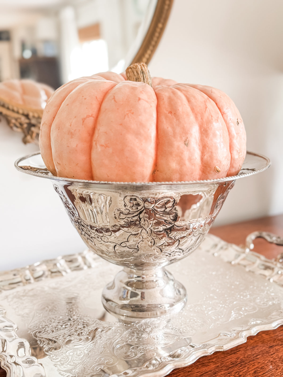 Large Holly & Berry Pedestal Bowl
